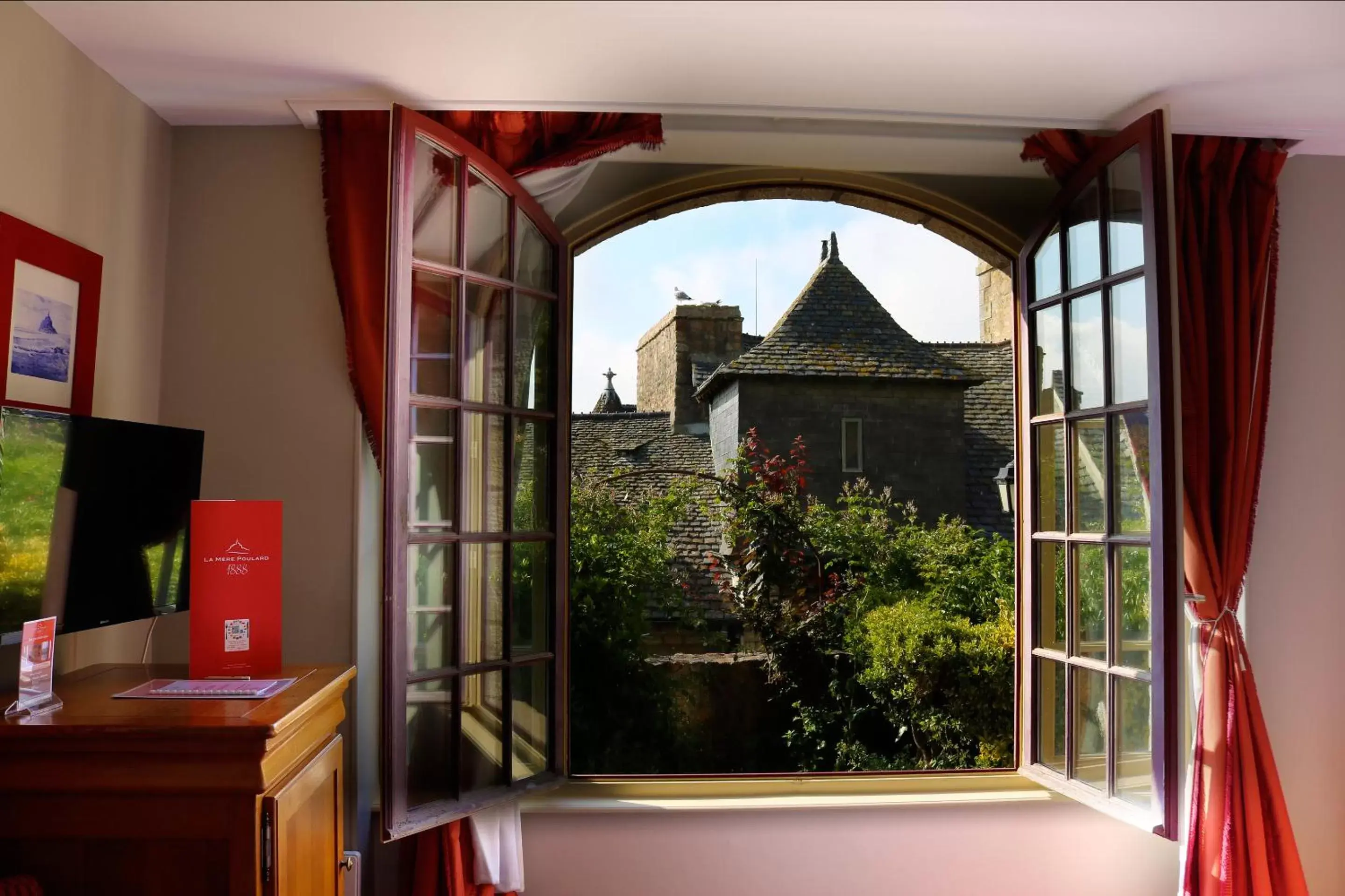 Bedroom in La Mère Poulard