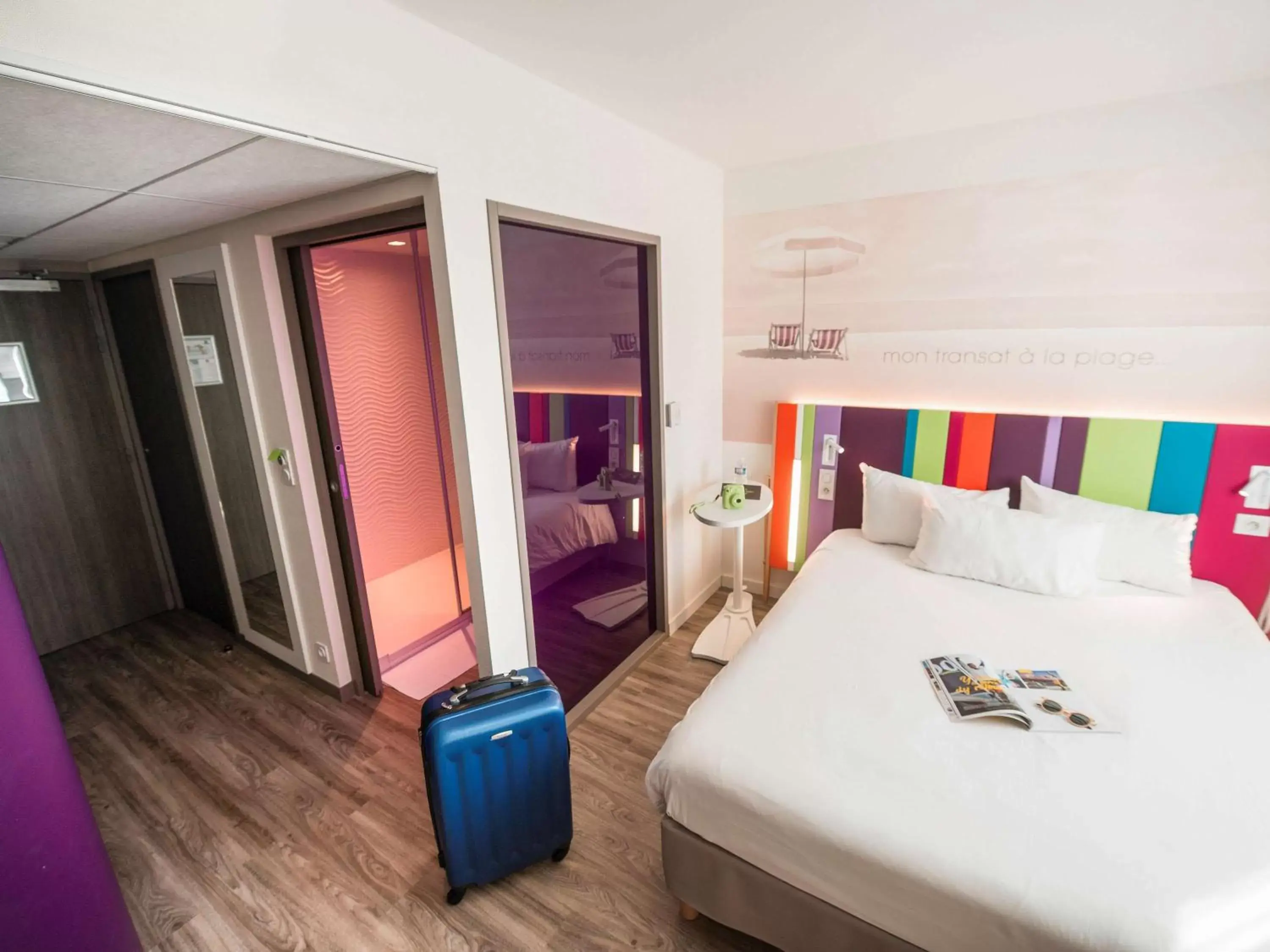 Photo of the whole room in ibis Styles Les Sables Olonne