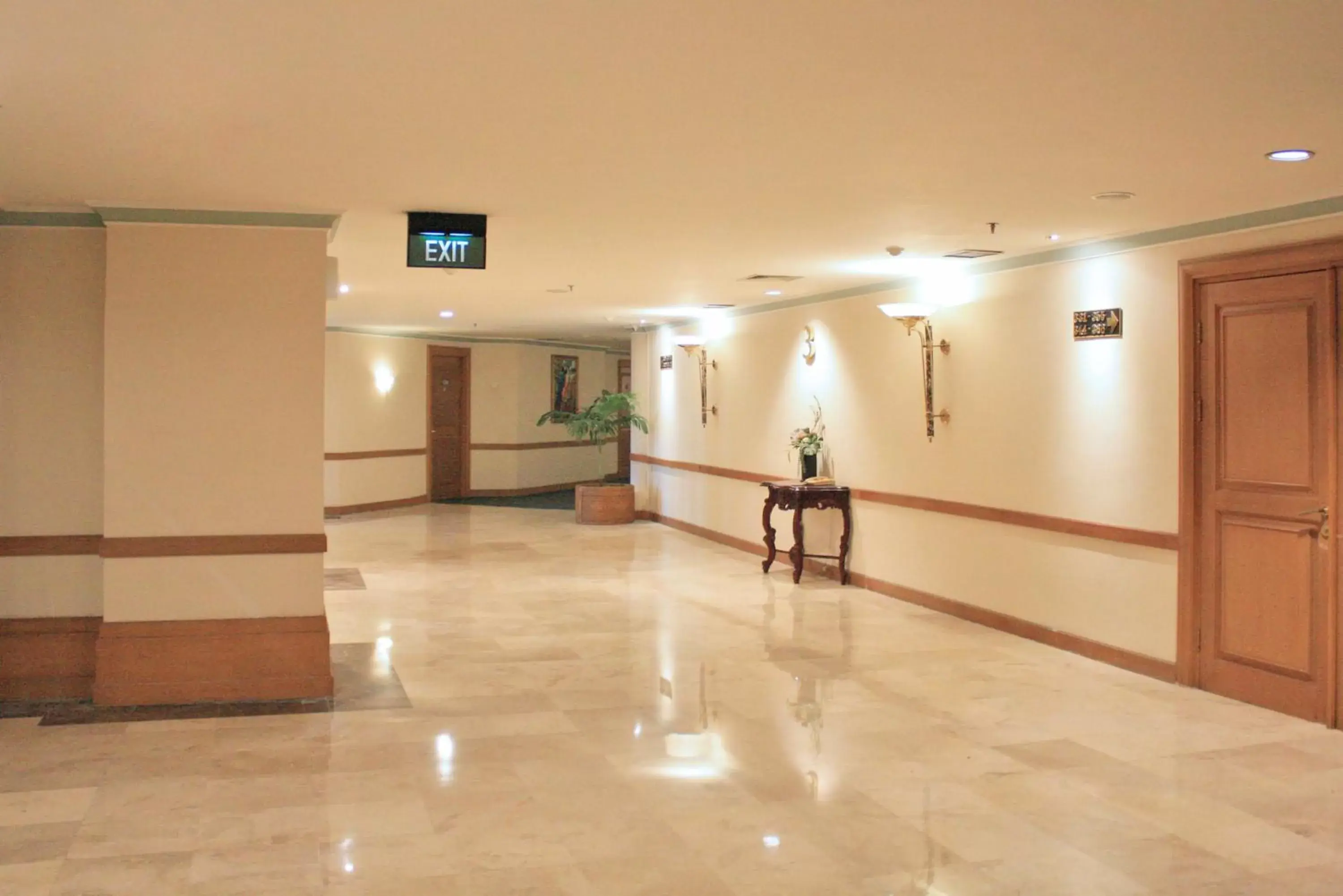 Lobby/Reception in Tunjungan Hotel