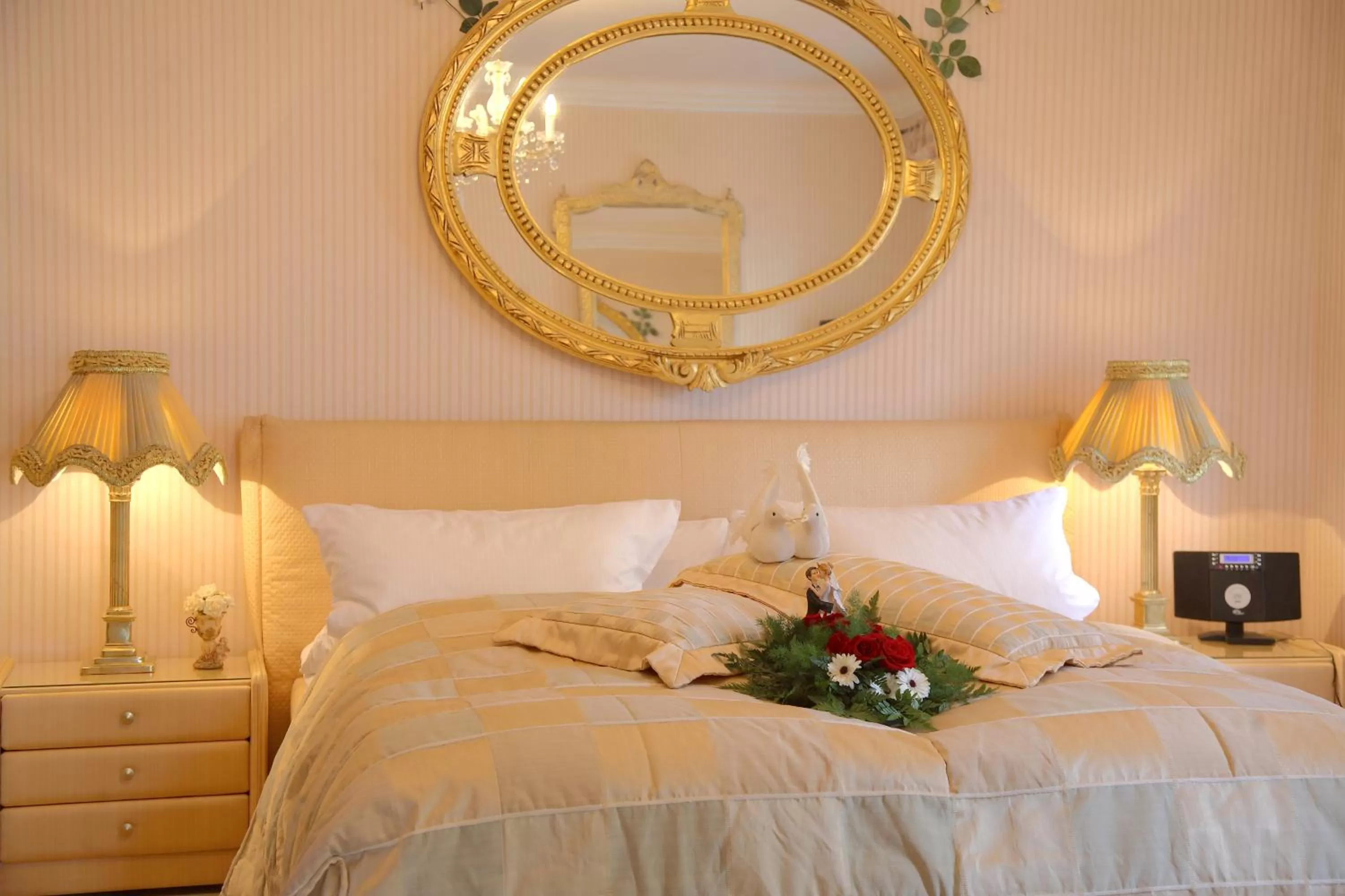 Bed in Hotel Don Giovanni