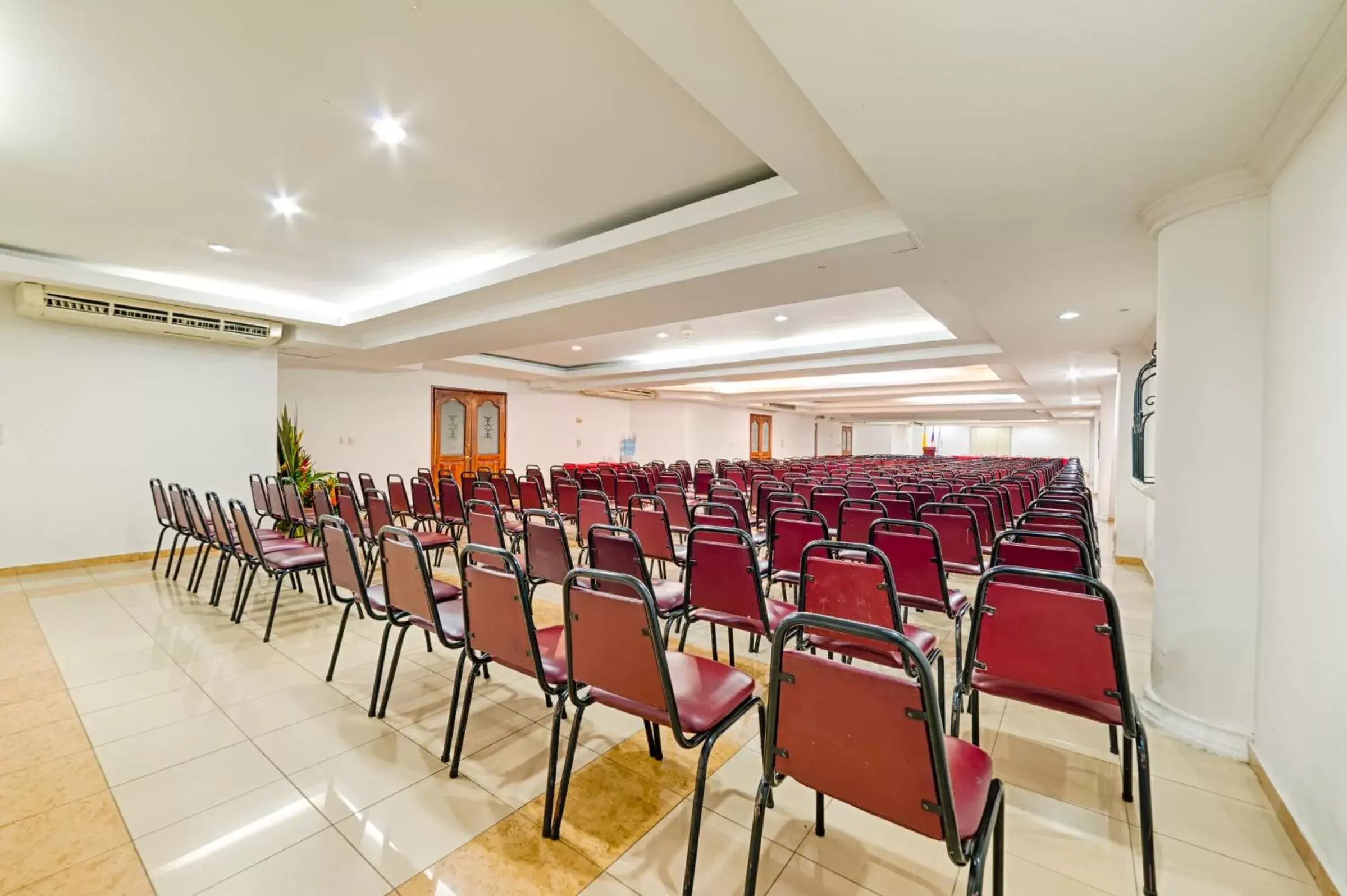 Meeting/conference room, Business Area/Conference Room in Hotel Granada Real