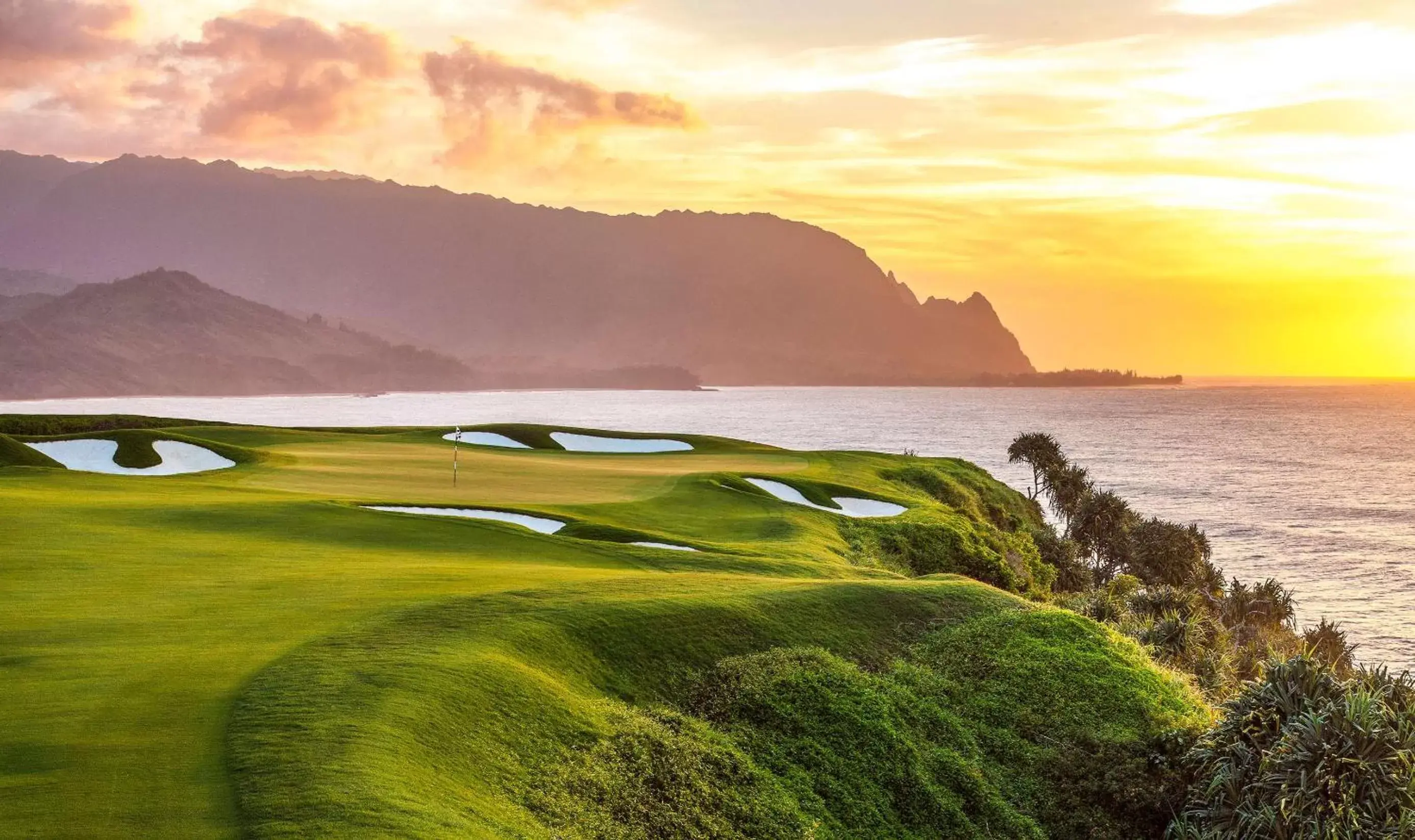 On site, Golf in 1 Hotel Hanalei Bay