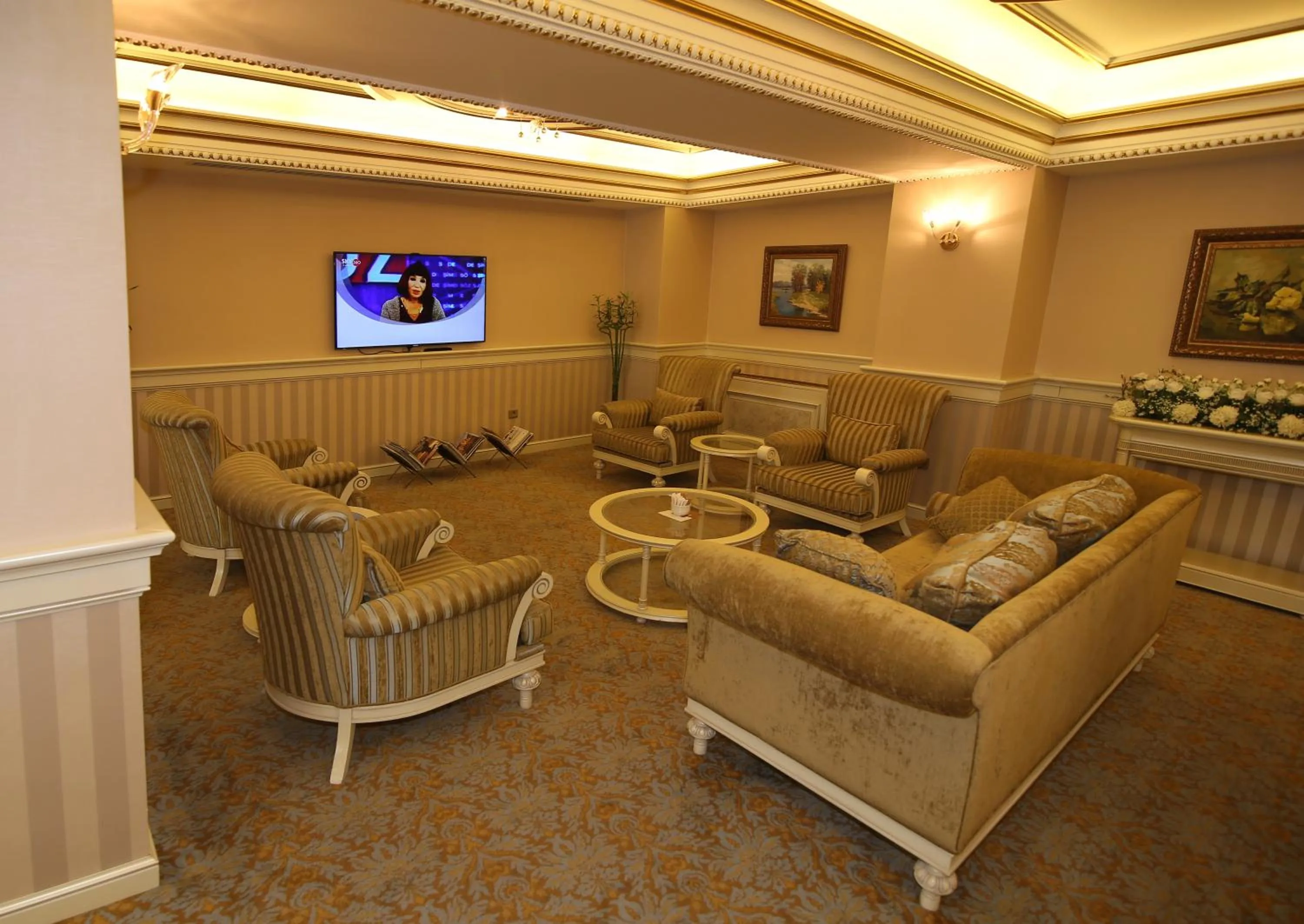 Lobby or reception in Demir Hotel