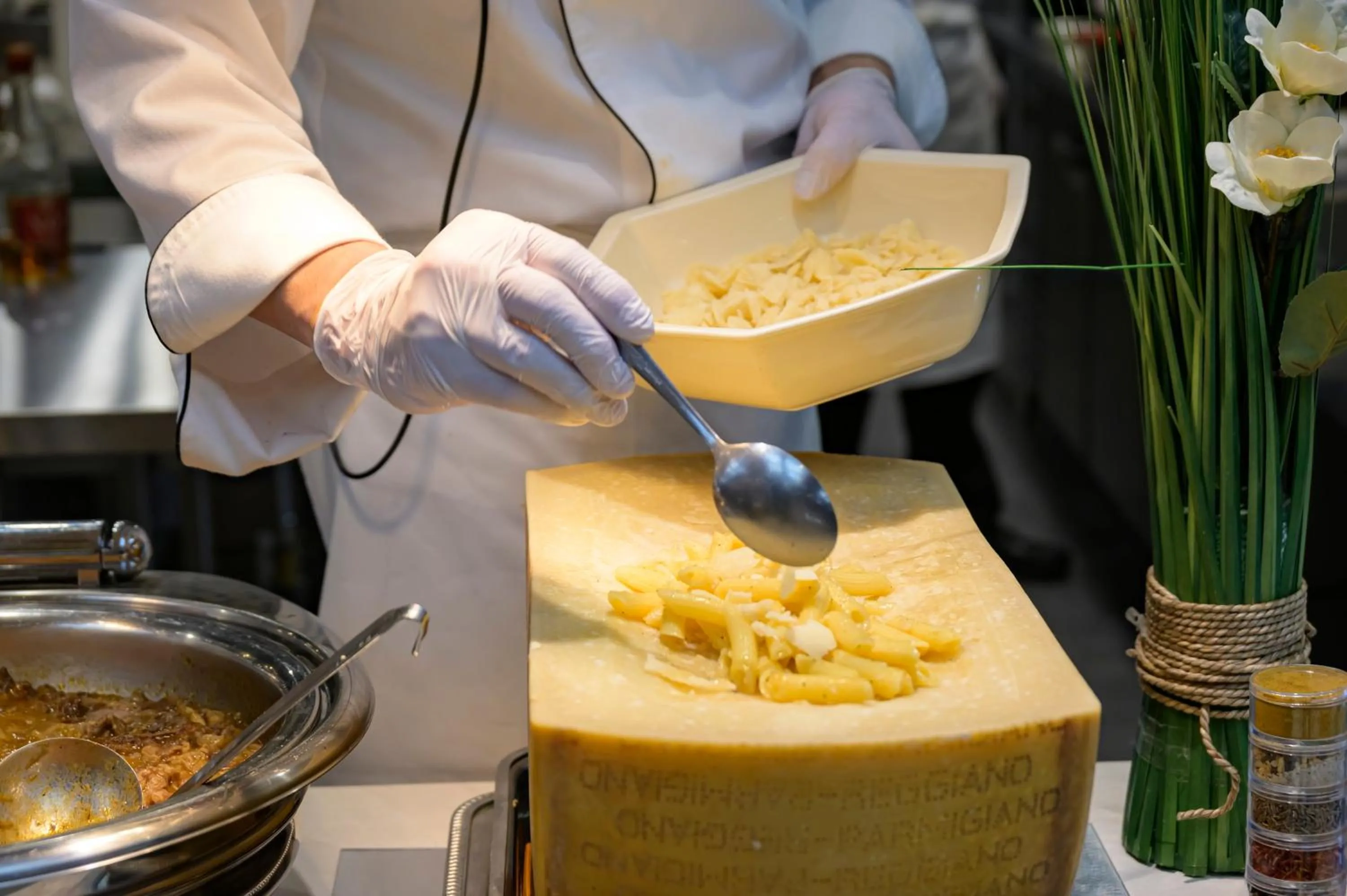 Food and drinks in Senkeien Tsukioka Hotel