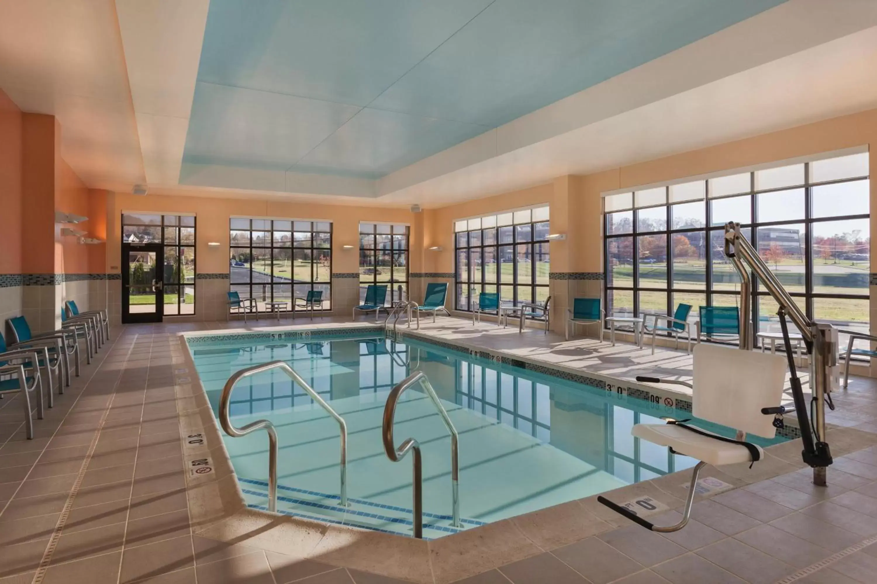 Swimming Pool in TownePlace Suites by Marriott Harrisburg West/Mechanicsburg