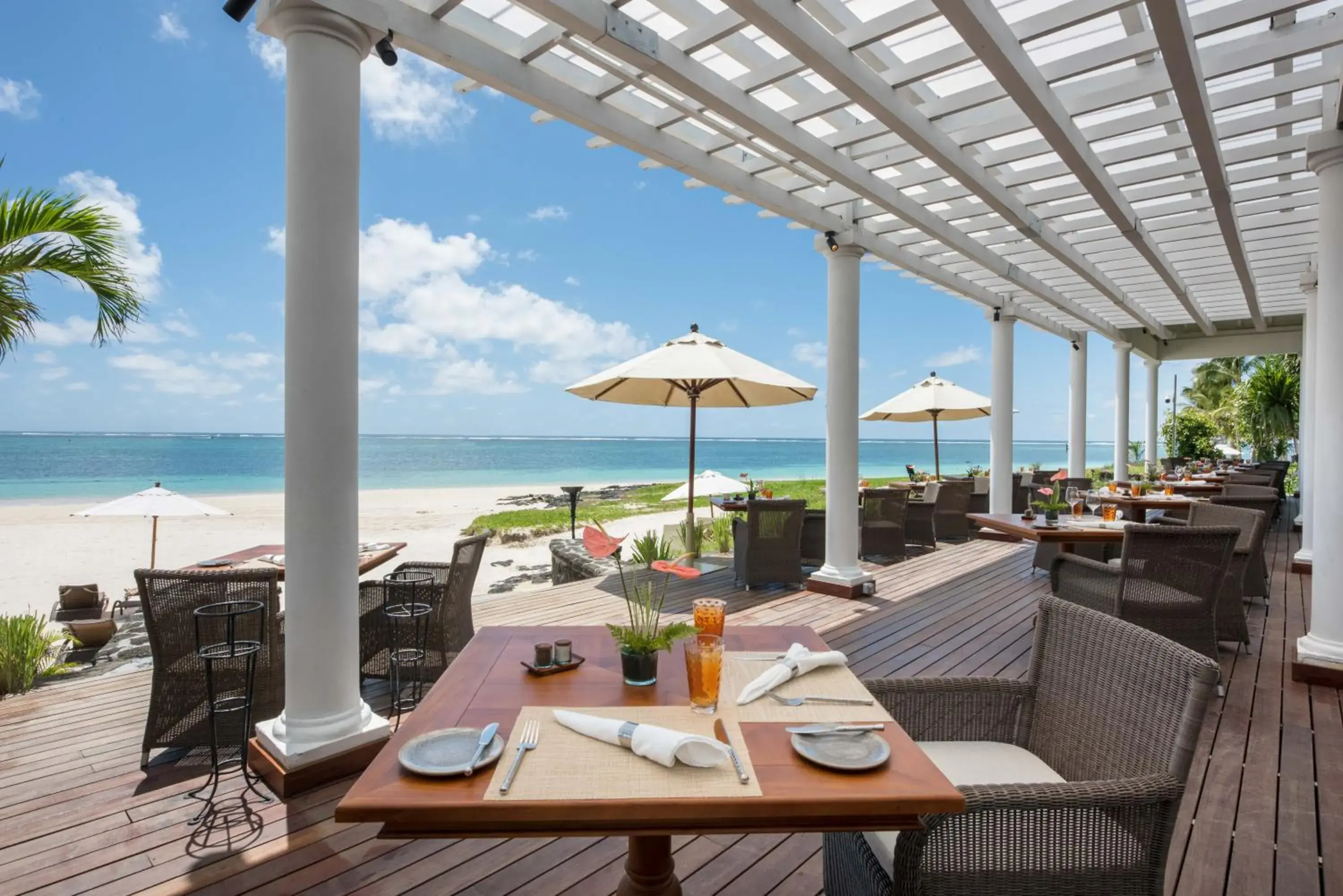 Restaurant/Places to Eat in The Residence Mauritius
