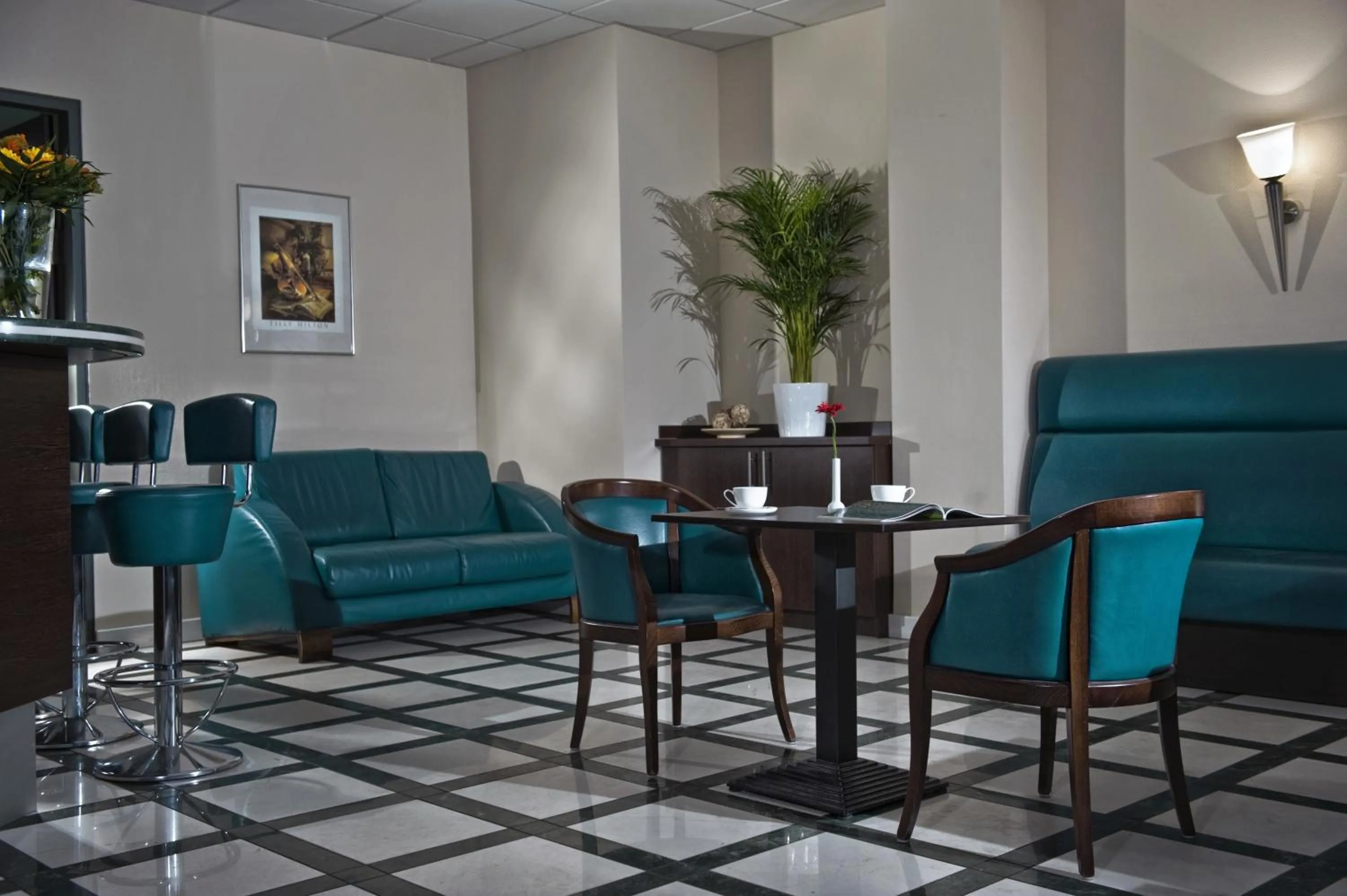 Lounge or bar in Come Inn Berlin Kurfürstendamm