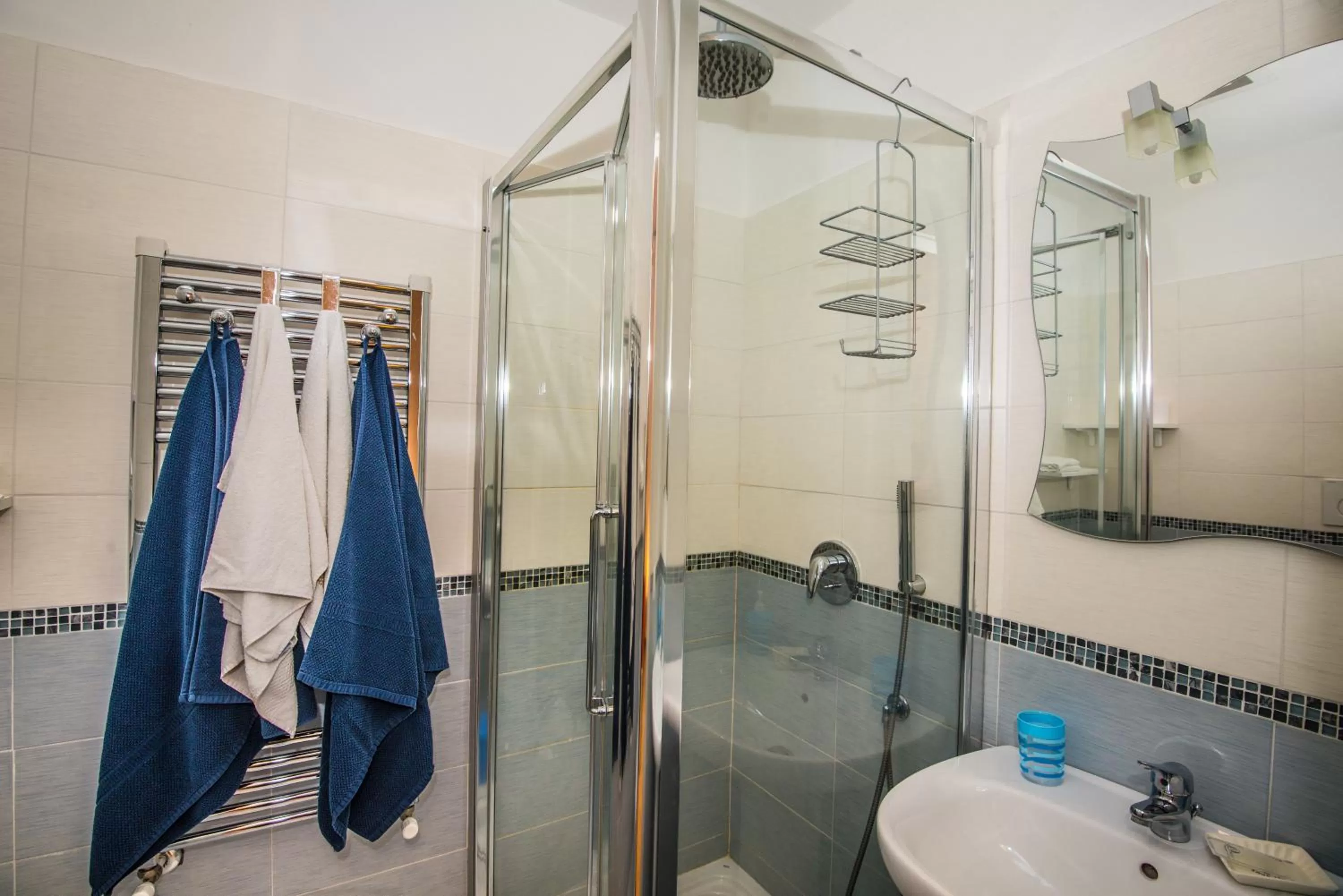 Shower in Maison De Revel