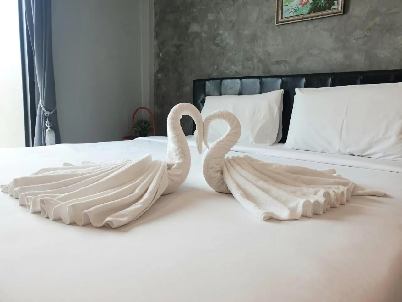 Bedroom, Bed in บันดารี่ ริชชี่ (Bhundaree Richy)