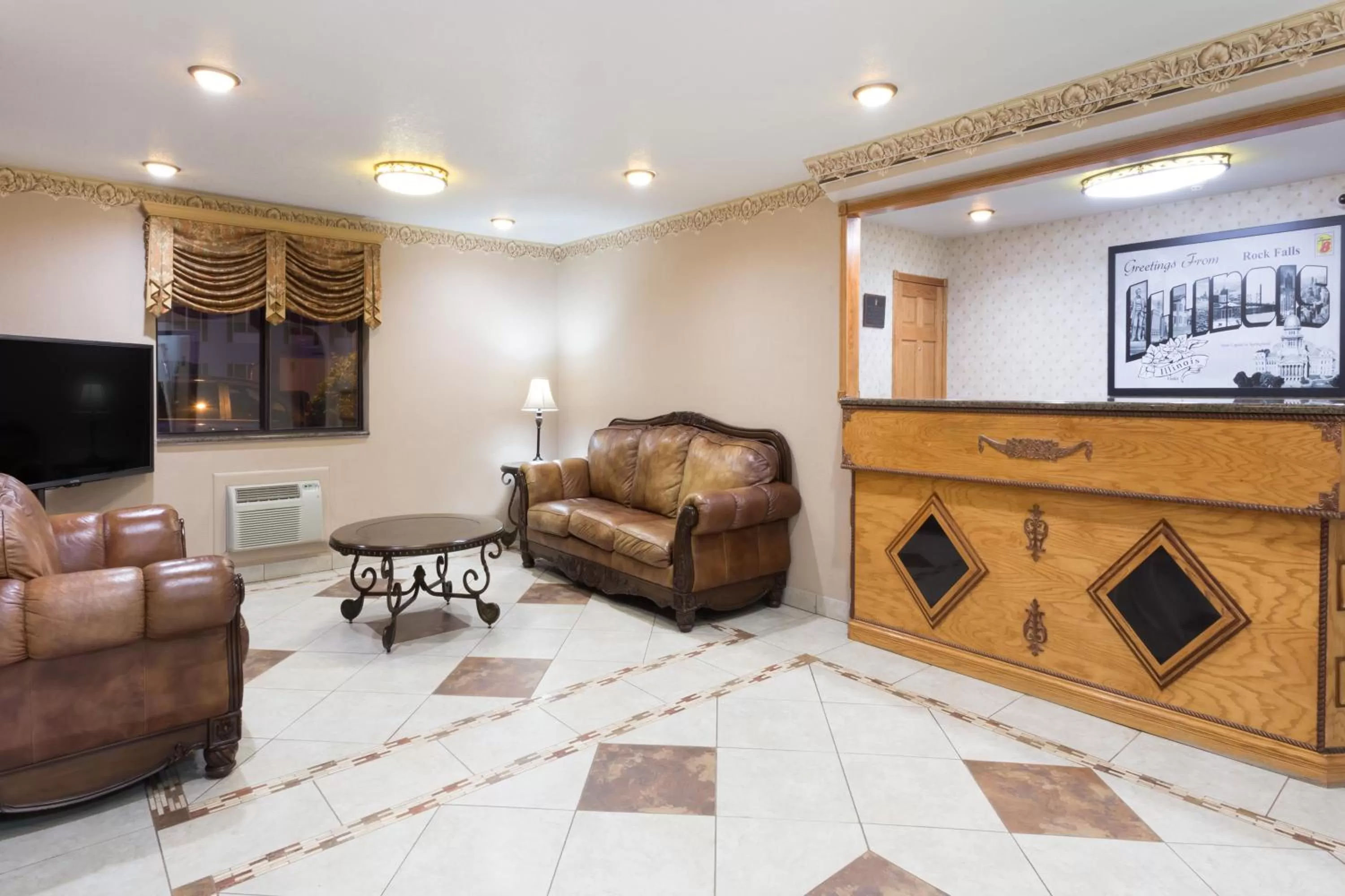 Lobby or reception in Super 8 by Wyndham Rock Falls Sterling Area