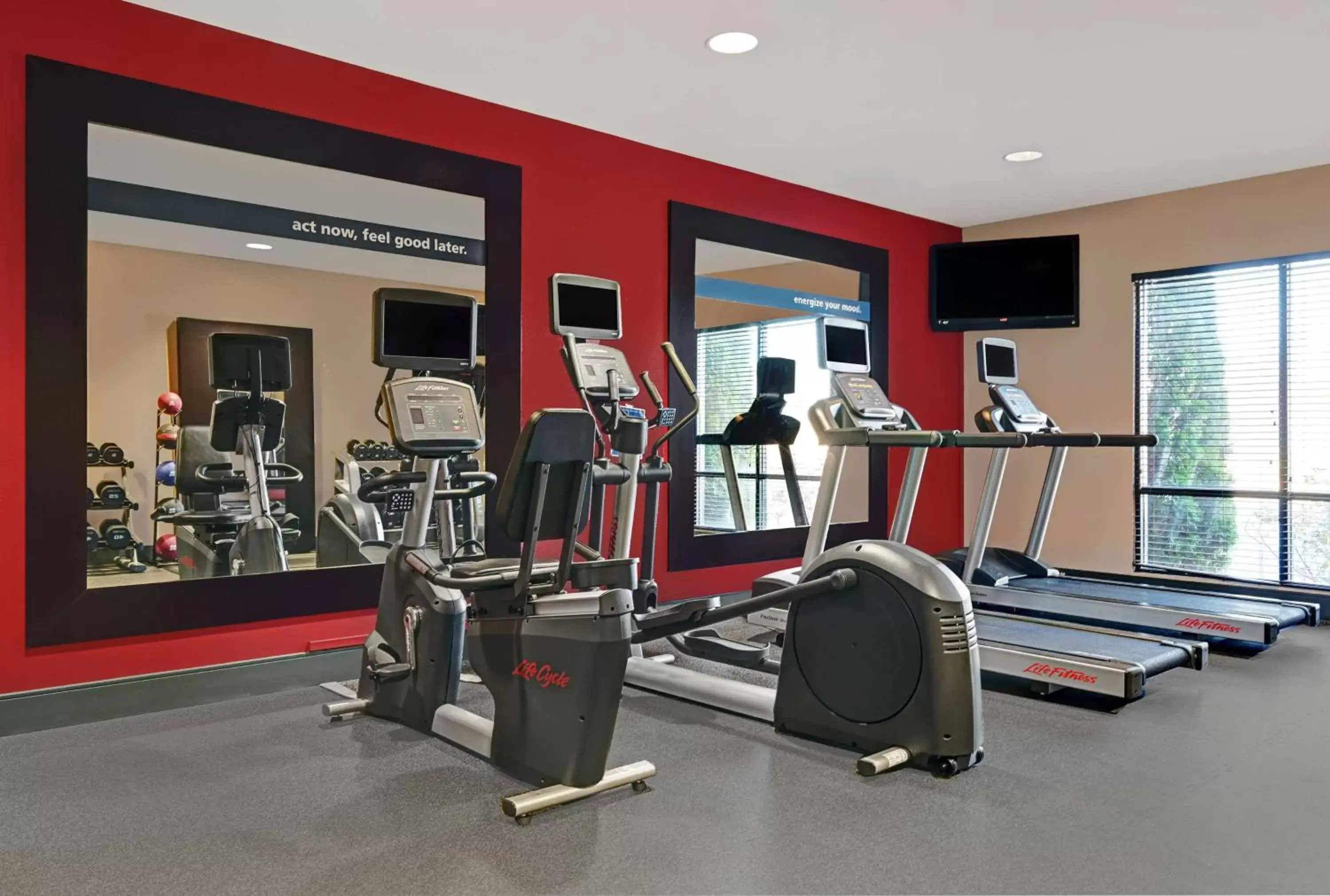 Fitness centre/facilities, Fitness Center/Facilities in Hampton Inn Farmington