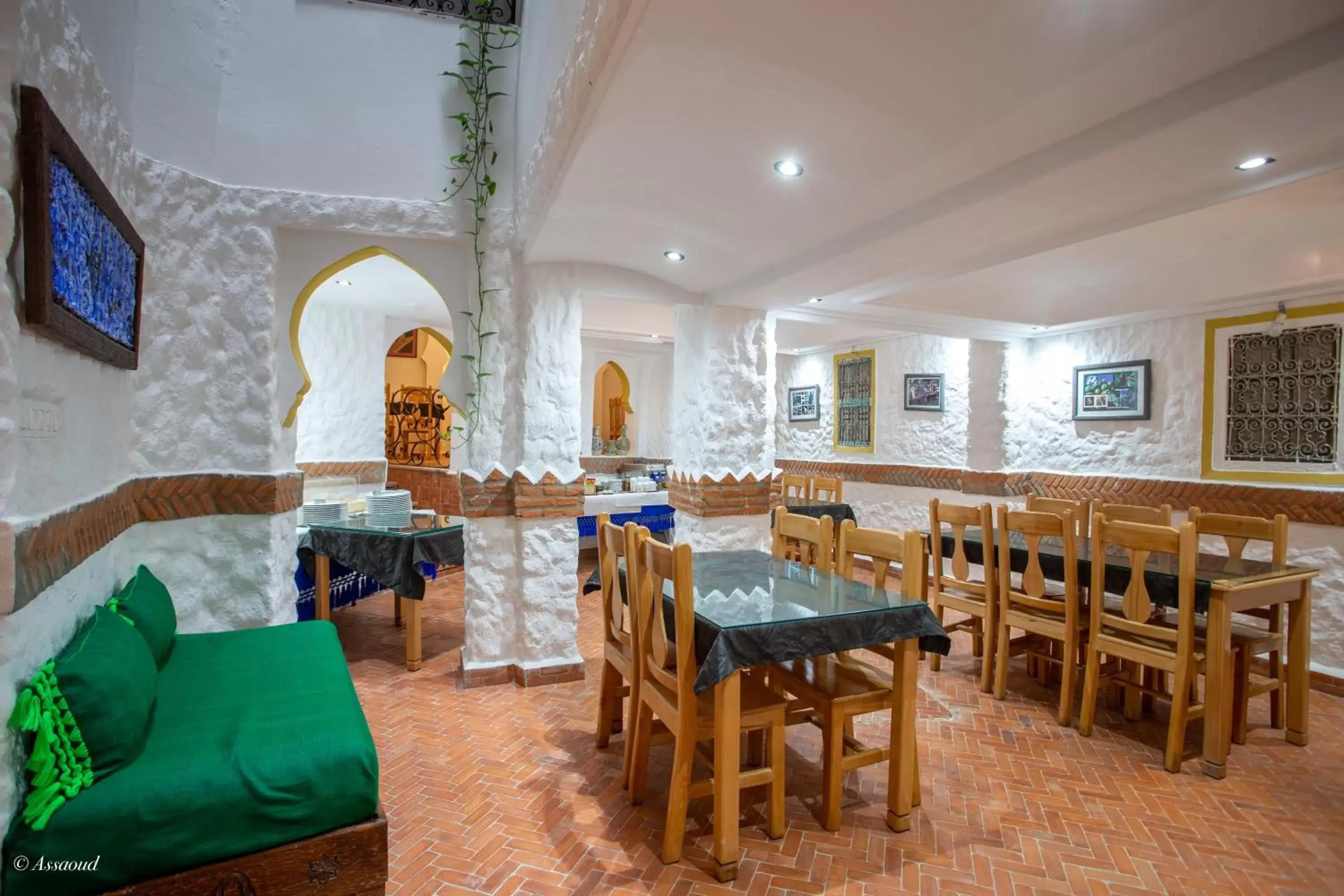 Restaurant/Places to Eat in Hotel Dar Mounir