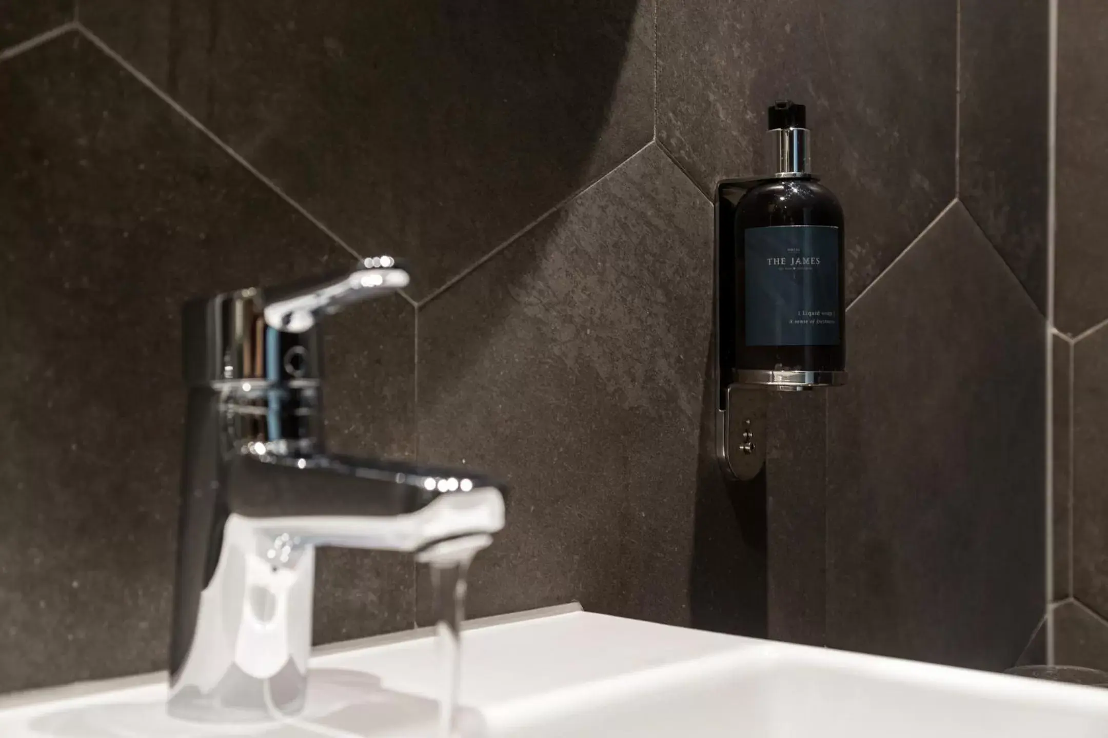 Bathroom in The James Rotterdam Bathroom in The James Rotterdam