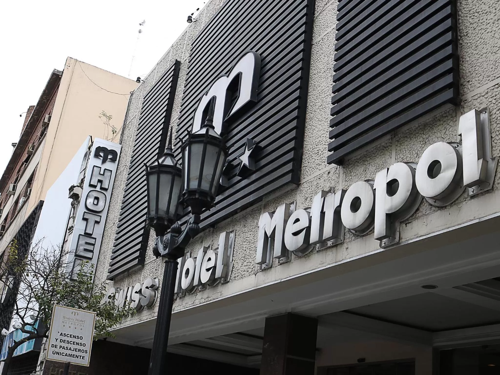 Property building in Hotel Metropol