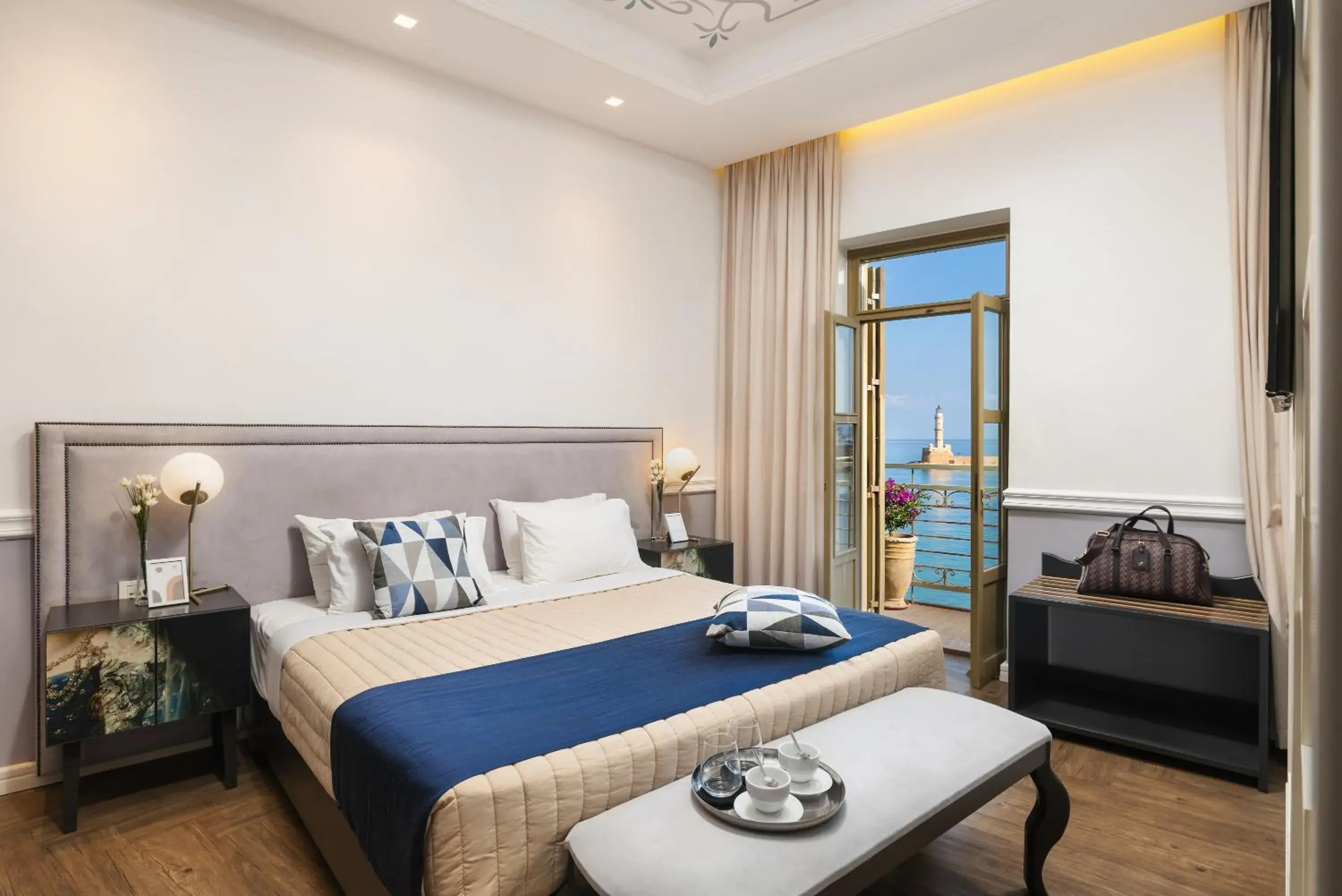 Balcony/Terrace, Bed in Elia Palatino Hotel
