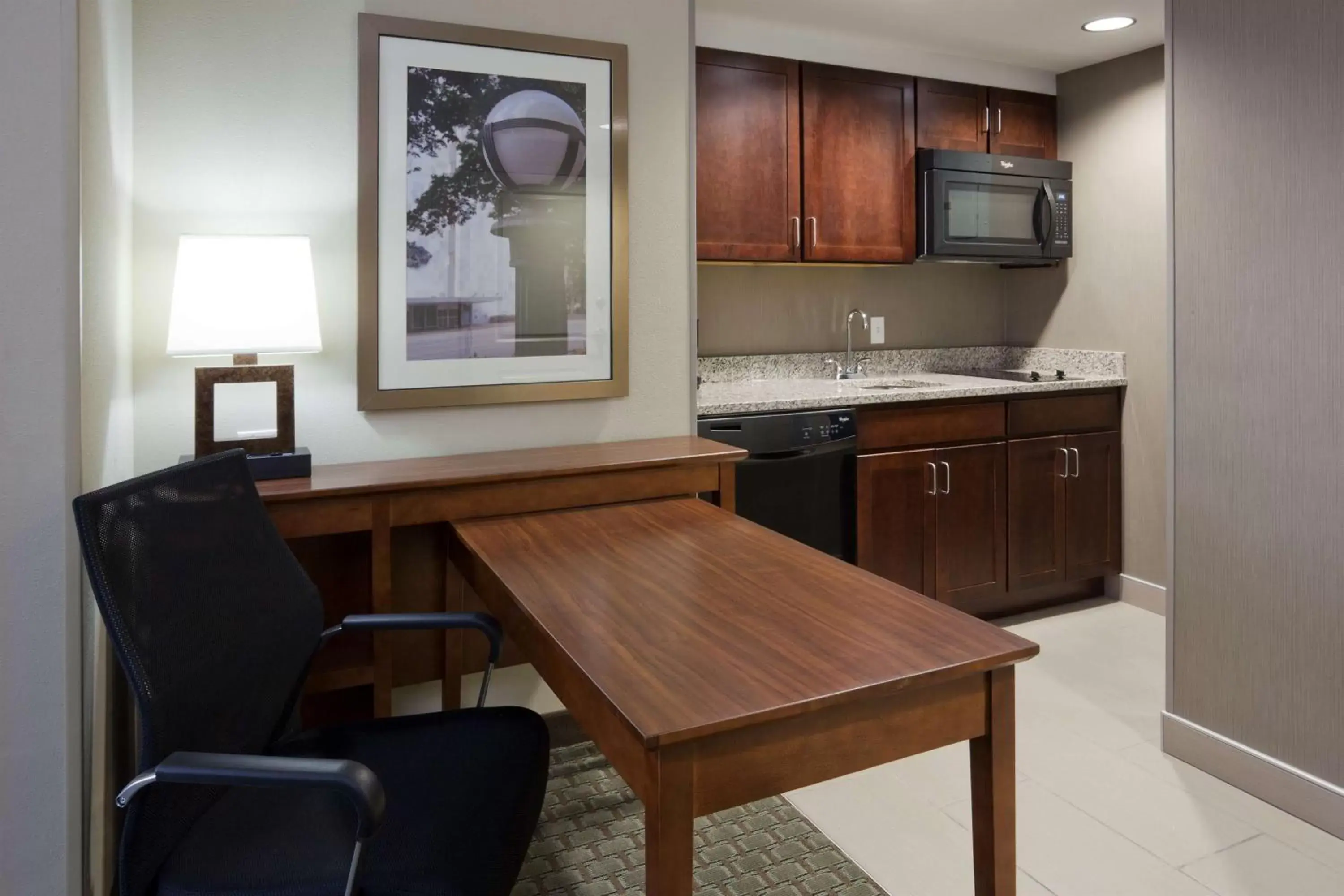 Kitchen or kitchenette, Kitchen/Kitchenette in Homewood Suites by Hilton Rochester Mayo Clinic-St. Marys Campus