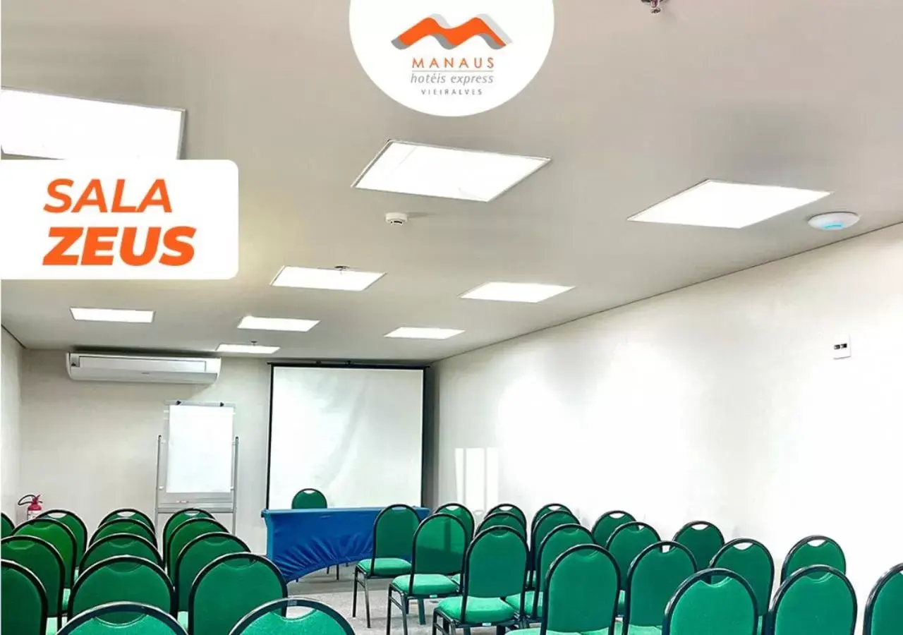 Meeting/conference room in Express Vieiralves