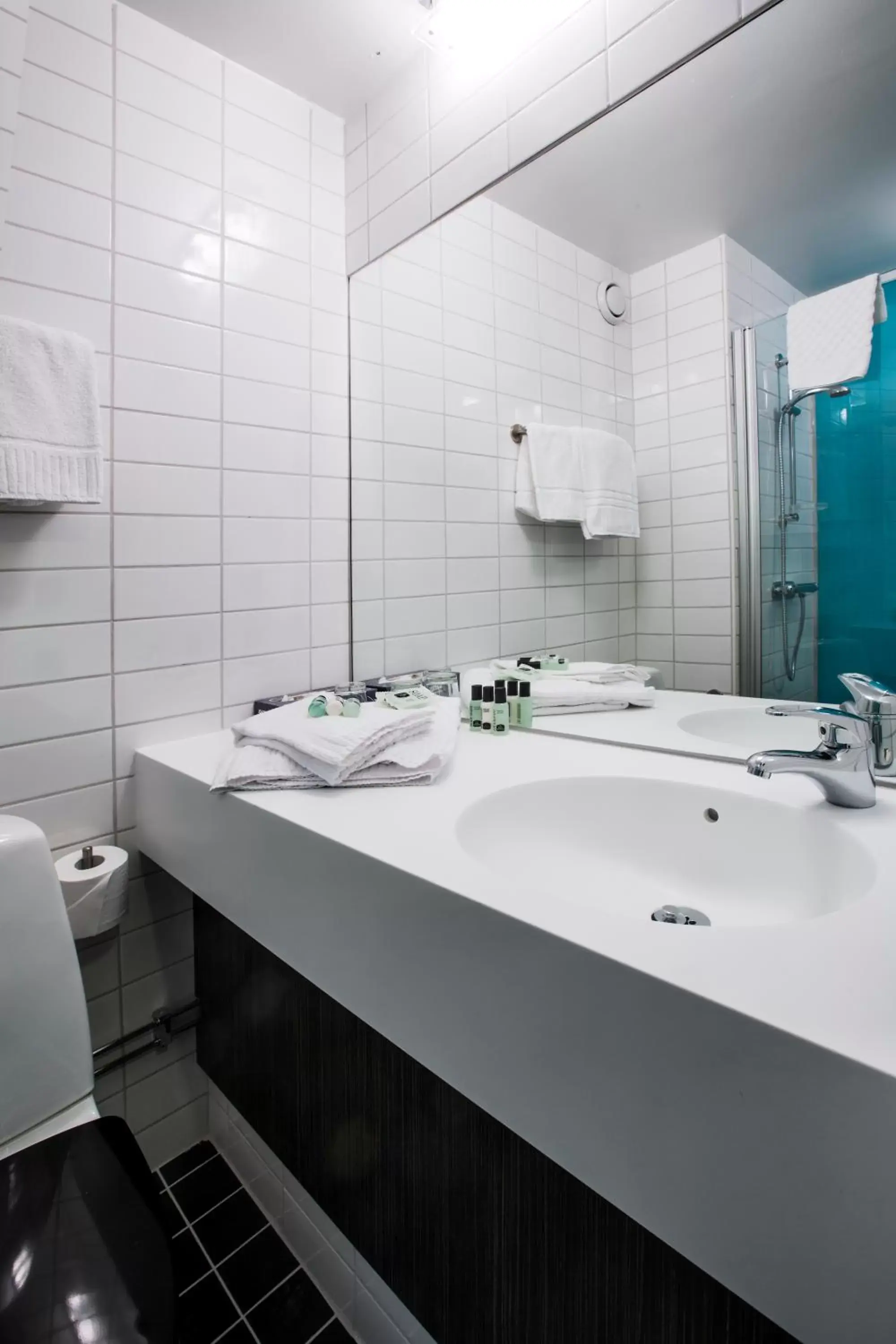 Bathroom in City Hotel Örebro