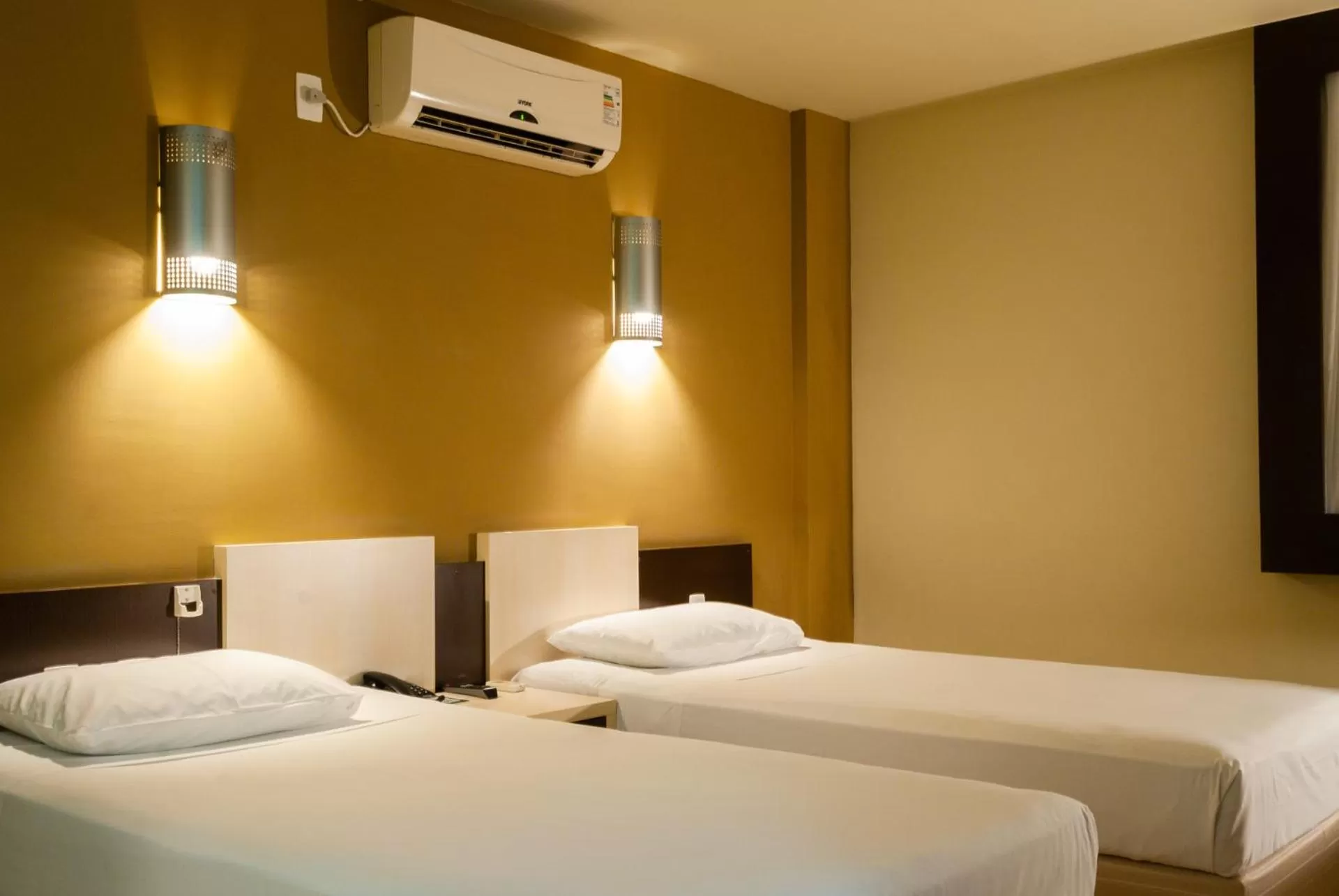 Superior Apartment in Master Curitiba Hotel - 1,6 km do Estádio Couto Pereira - Show