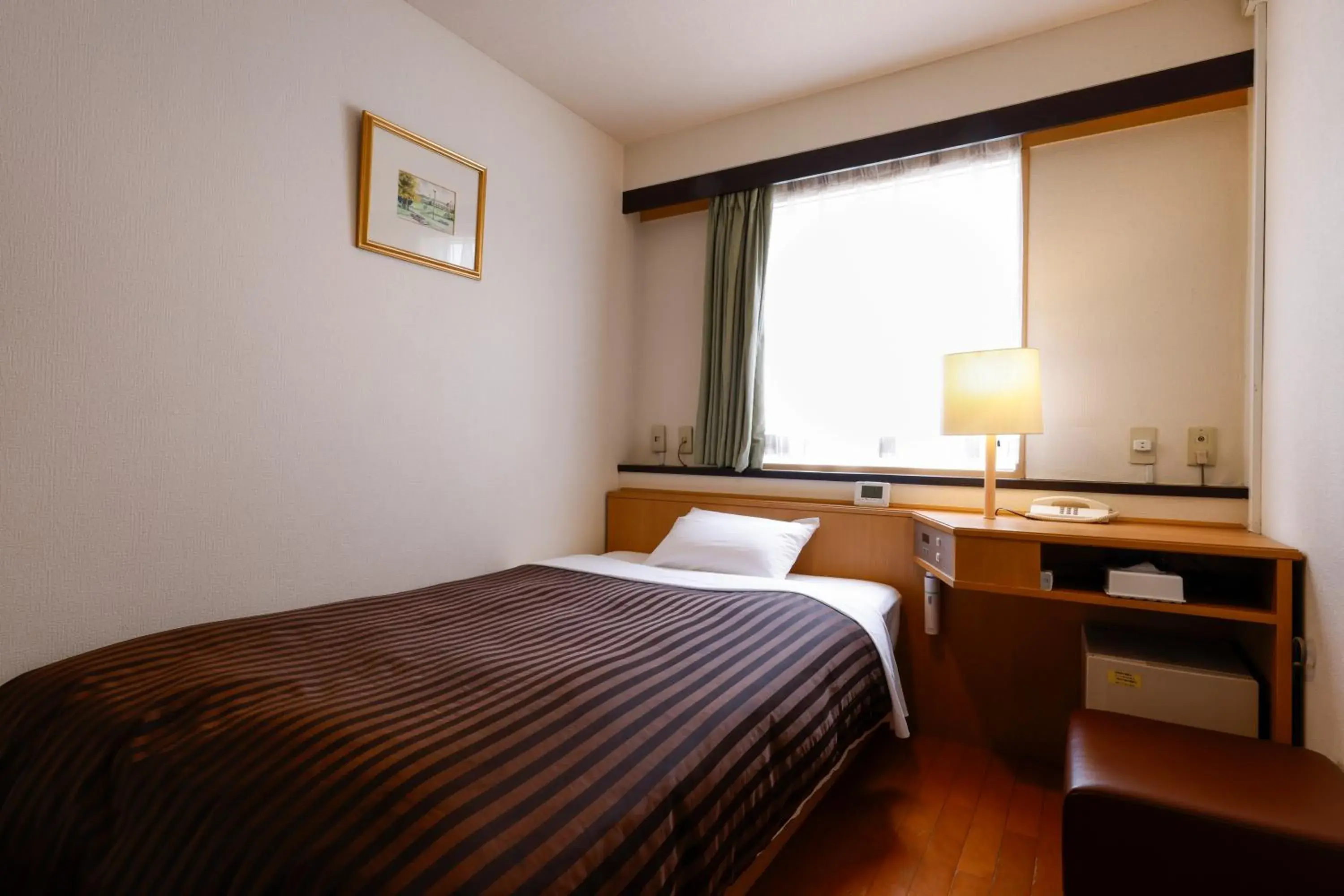 Bedroom, Bed in Hotel Osaka Castle