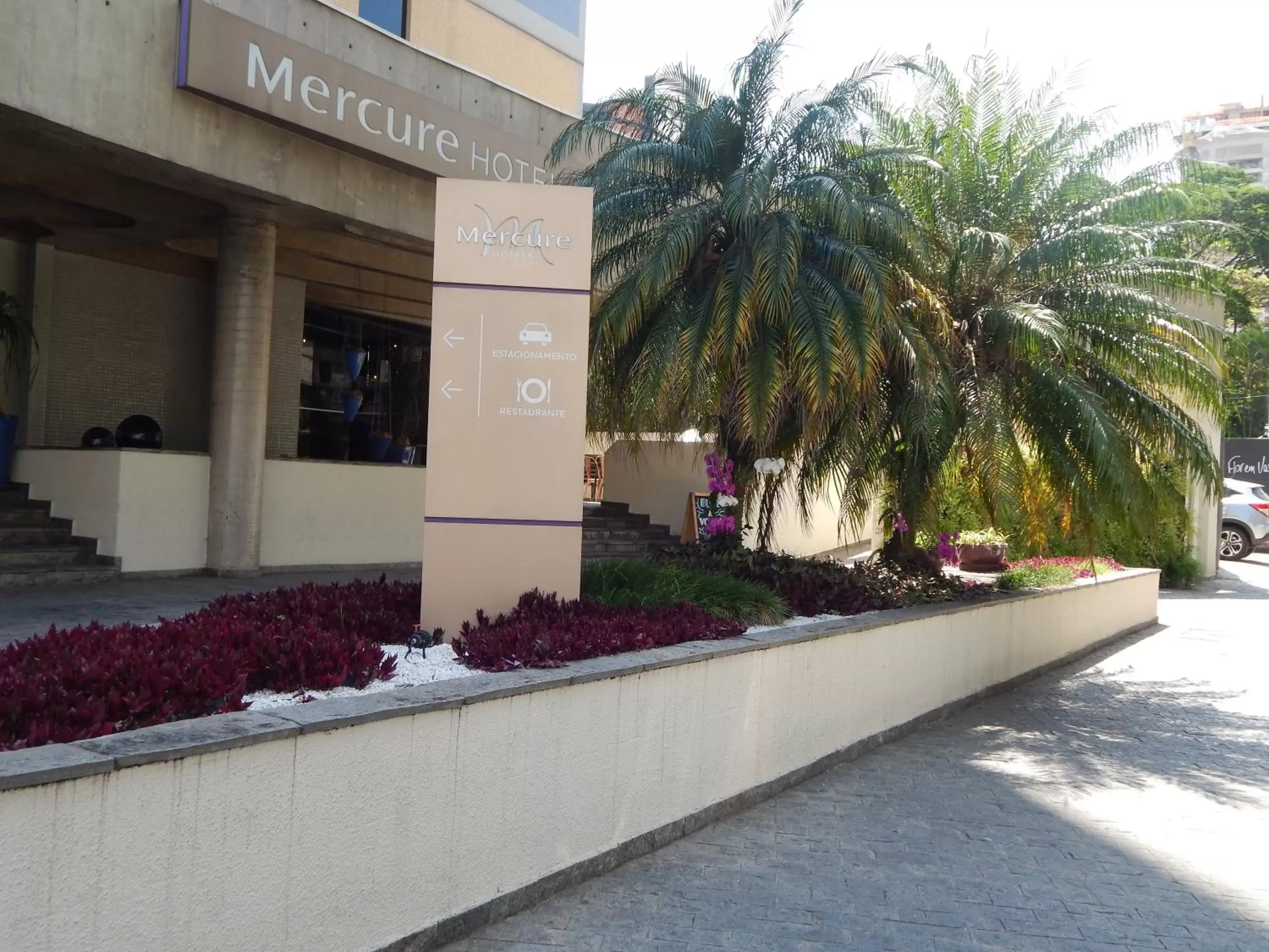 Facade/entrance in Mercure Sao Paulo Moema