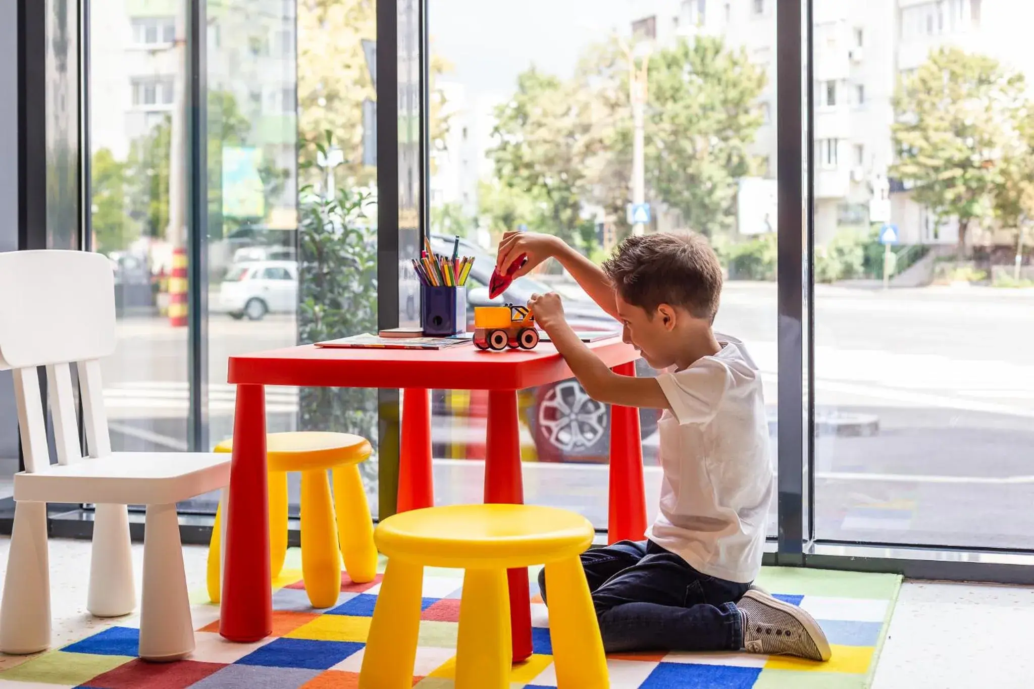 Kids's club, Children in ibis Styles Bucharest Erbas