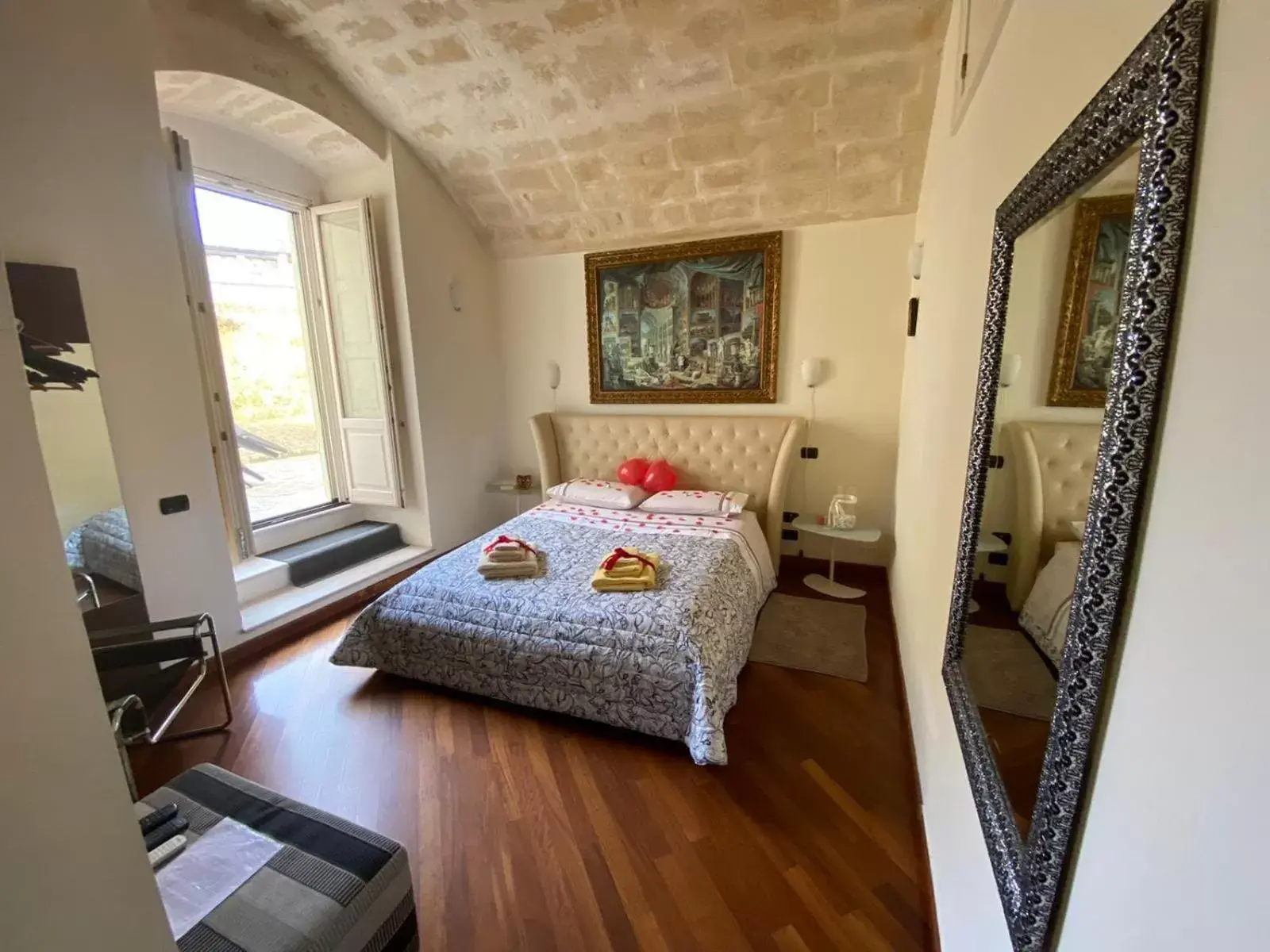 Alla dimora di Chiara Suite and Rooms