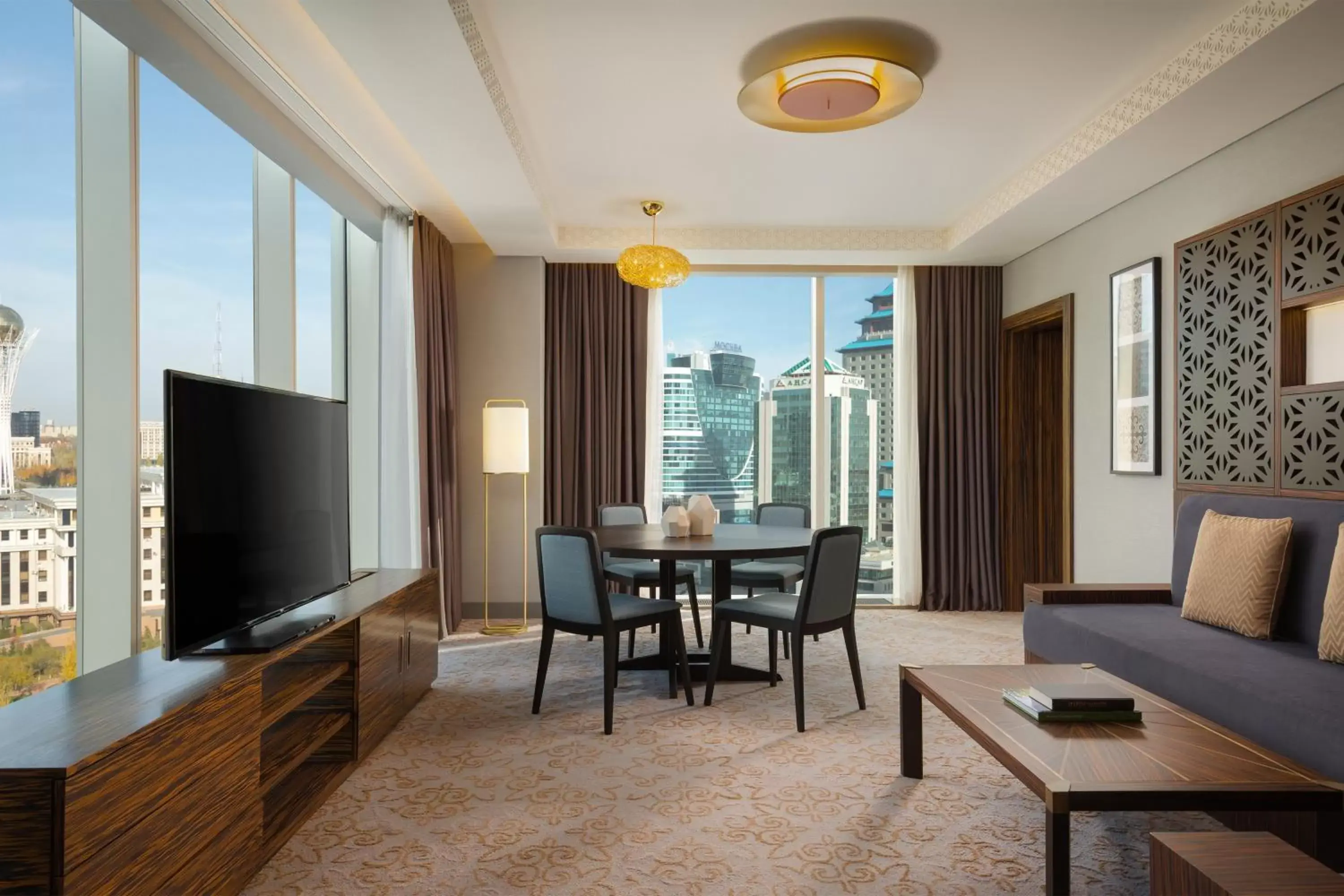 Living room, Seating Area in Sheraton Astana Hotel