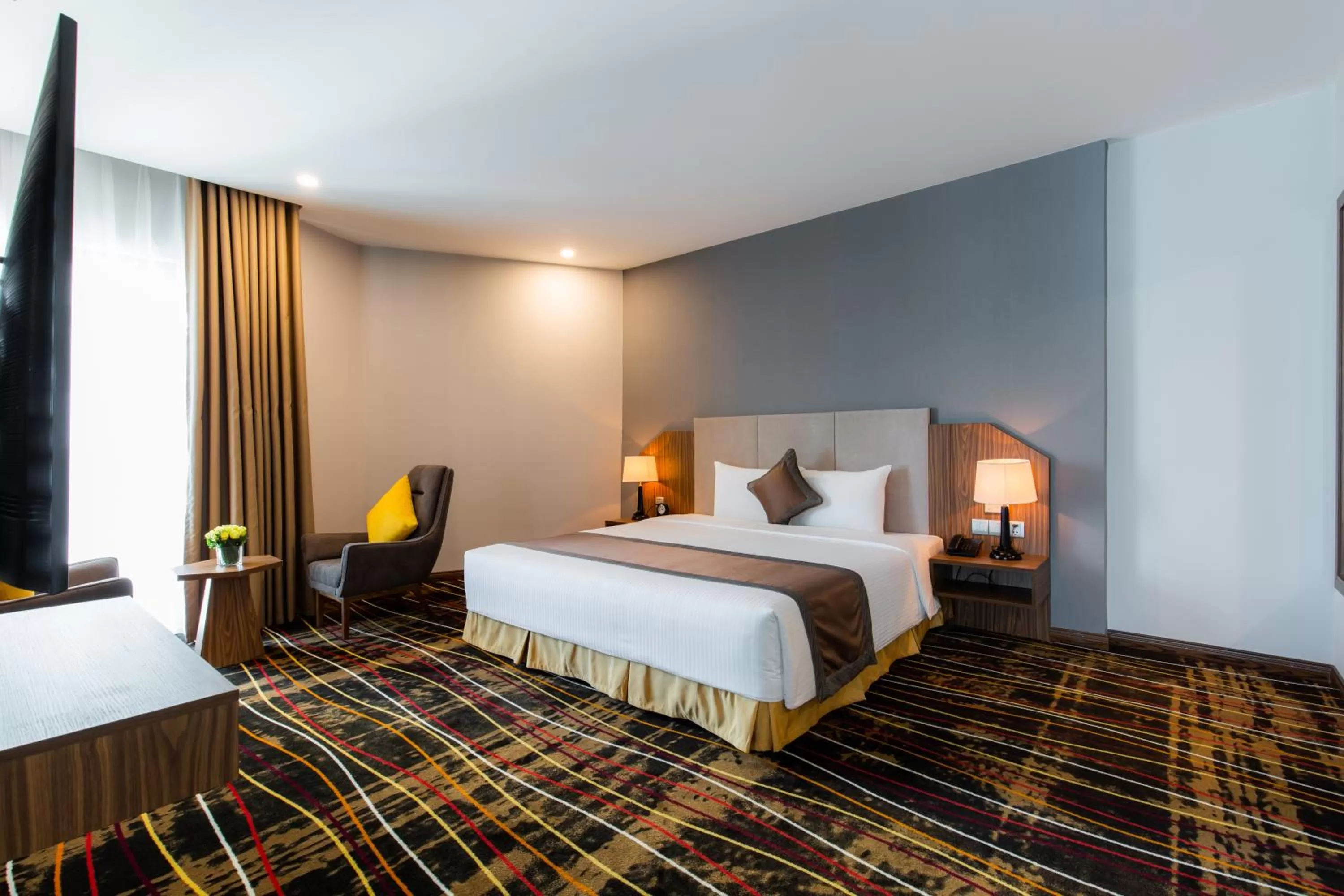 Bedroom, Bed in Muong Thanh Luxury Vien Trieu Nha Trang