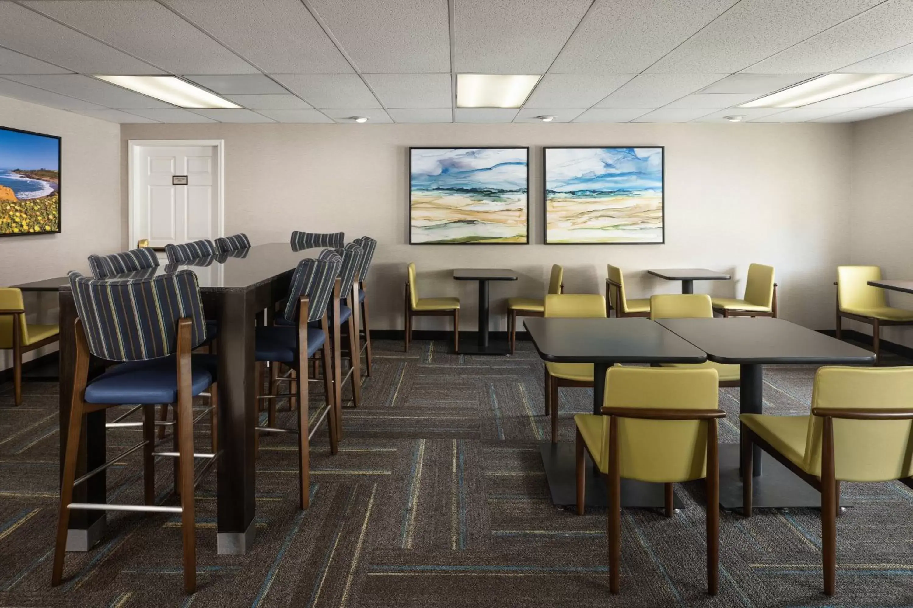 Restaurant/places to eat, Lounge/Bar in Residence Inn by Marriott San Francisco Airport San Mateo