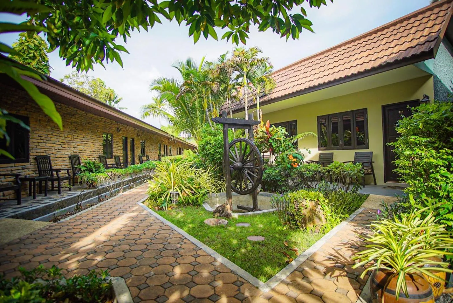 Property building in Capricorn Village - SHA Extra Plus