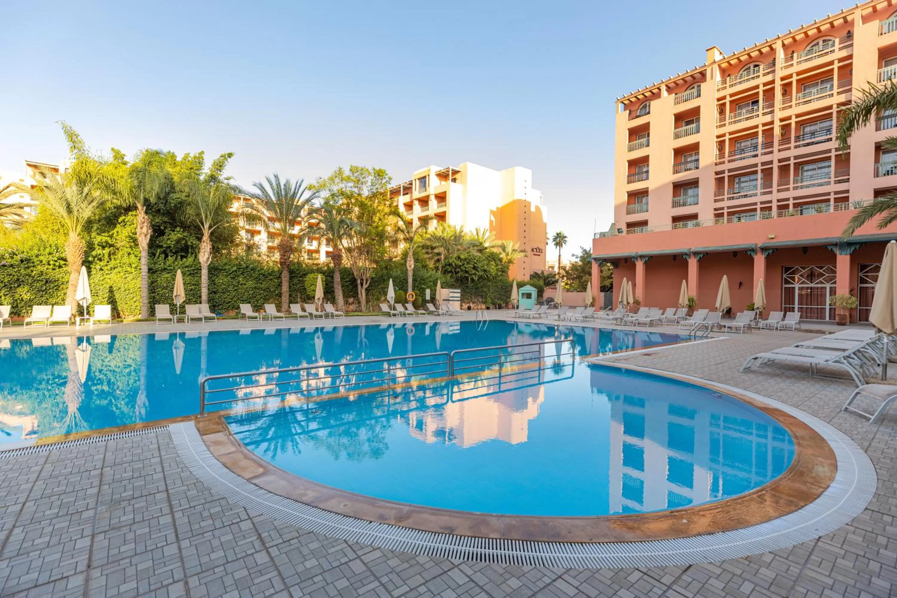 Swimming pool in Grand Mogador Menara & Spa