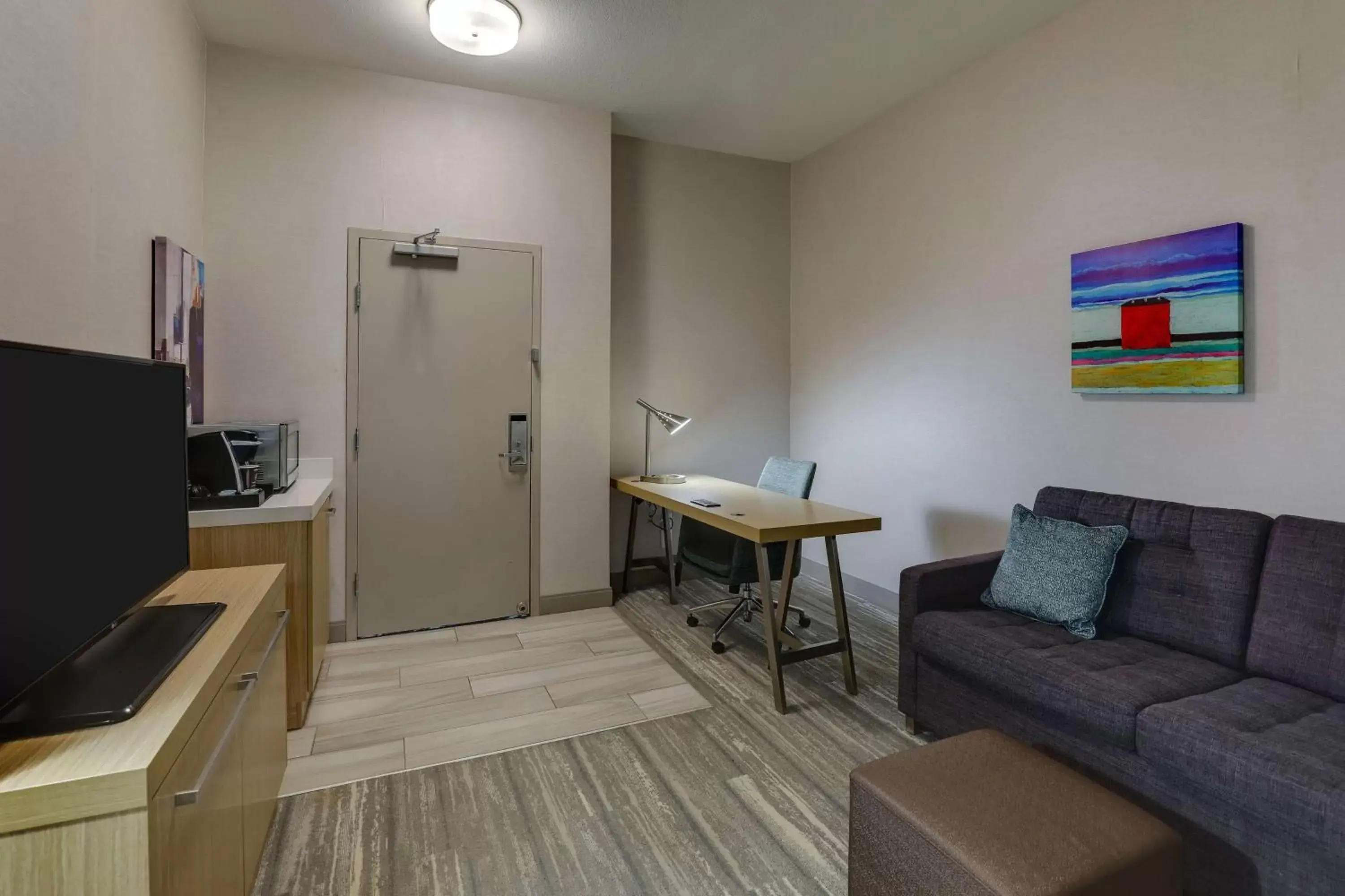 Living room, Seating Area in Hilton Garden Inn Fort Worth/Fossil Creek