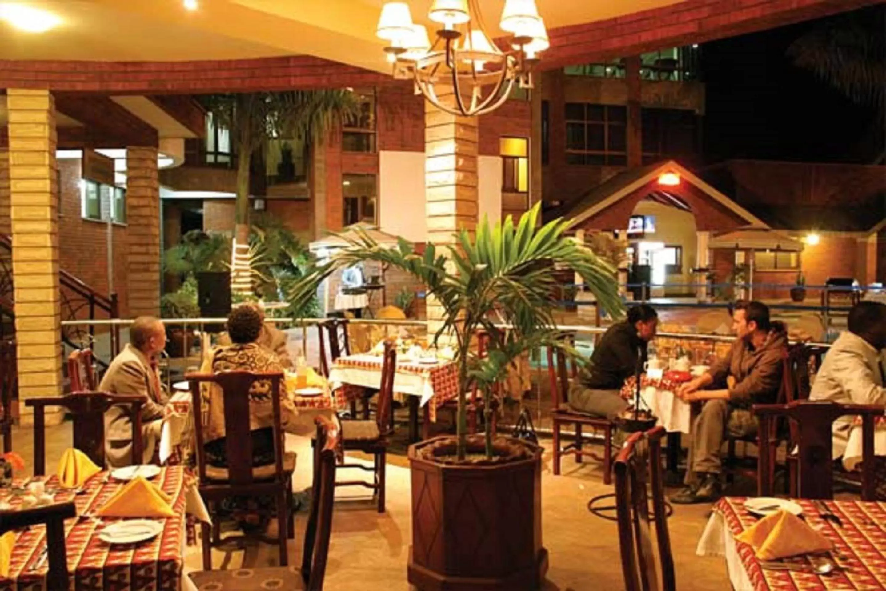 Restaurant/Places to Eat in Kibo Palace Hotel Arusha