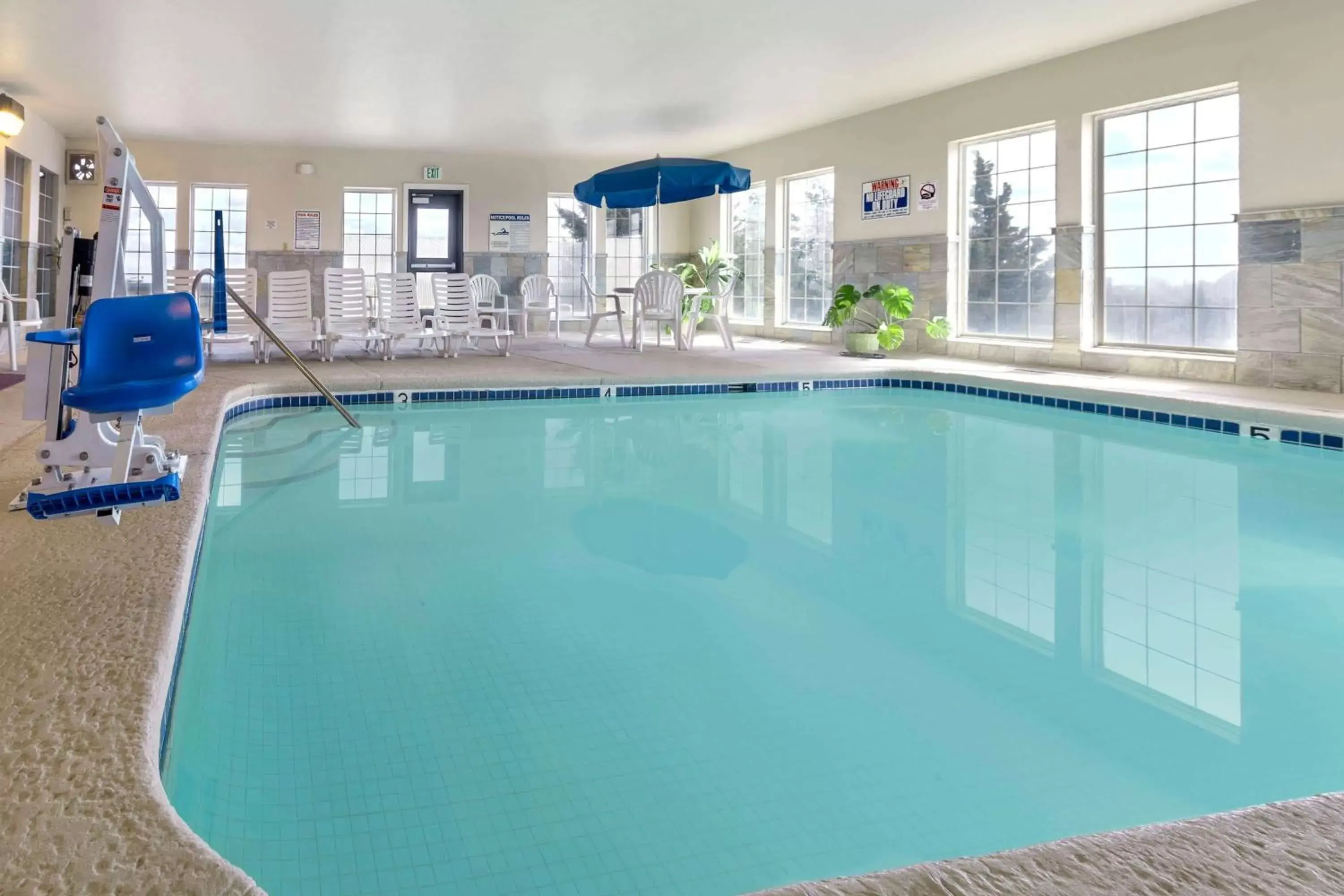 Activities, Swimming Pool in Ramada by Wyndham Moses Lake