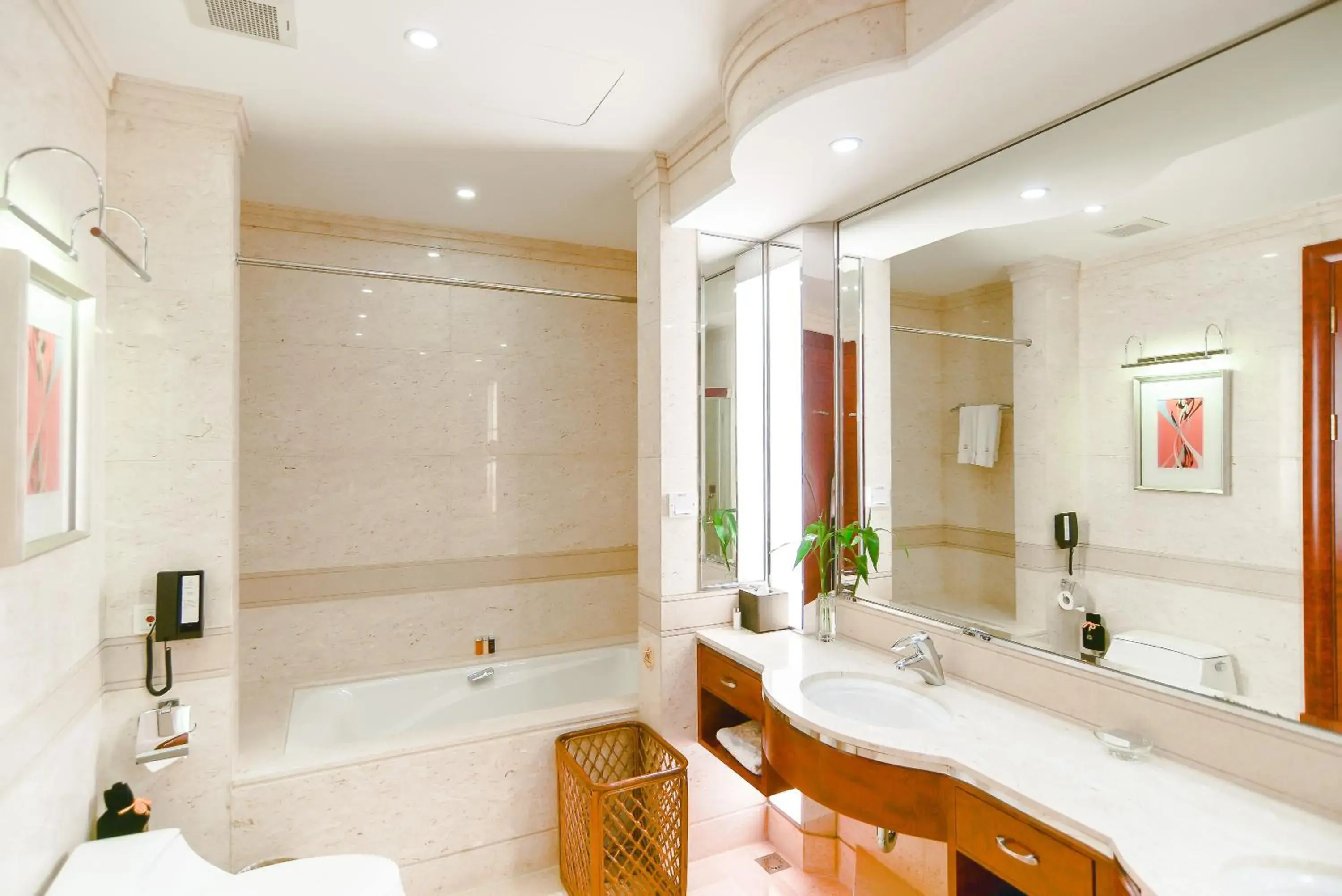 Bathroom in Xijiao State Guest Hotel