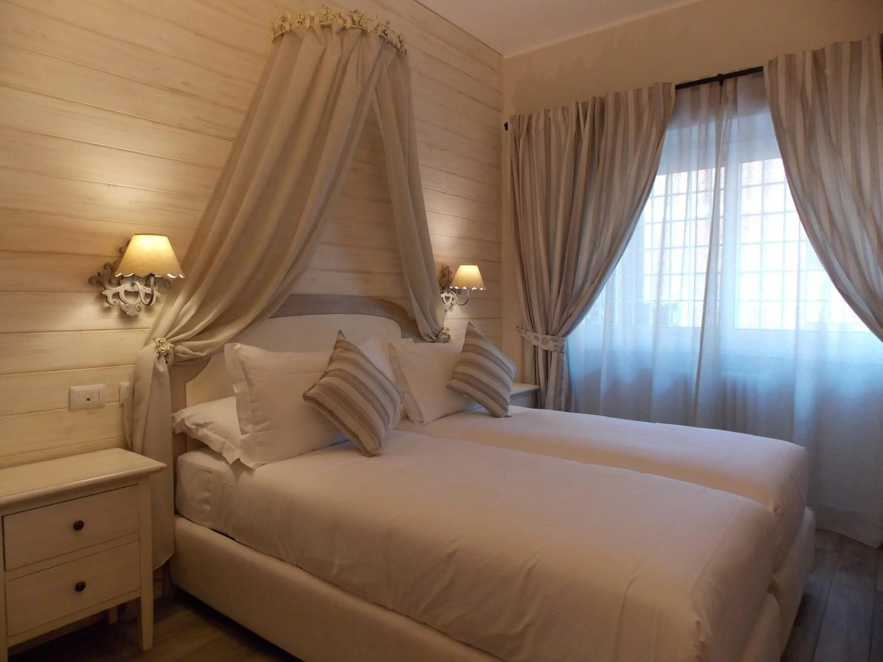 Bedroom, Bed in Casa Tua Vaticano Guest House