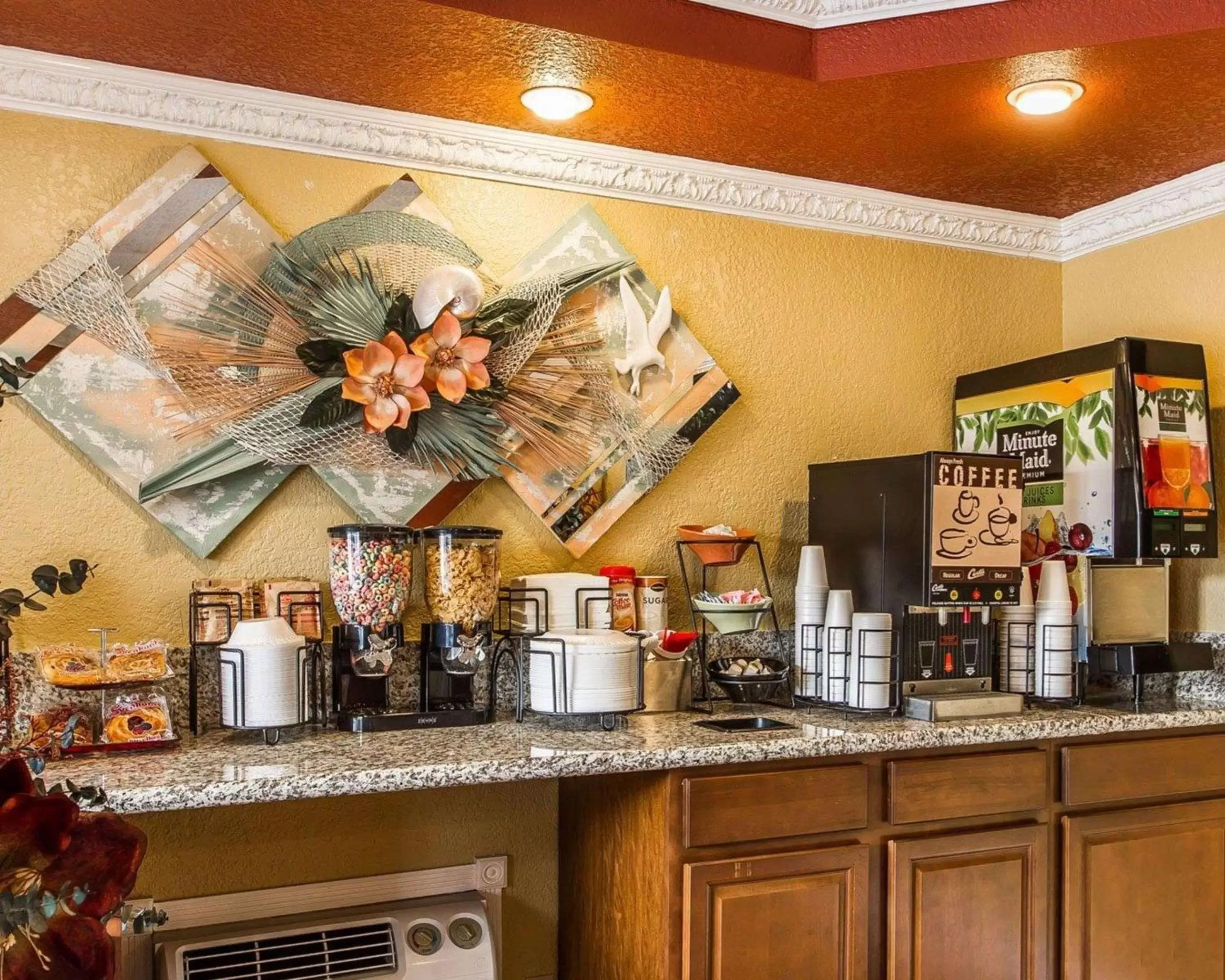 Restaurant/places to eat in Rodeway Inn Chico University Area Restaurant/places to eat in Rodeway Inn Chico University Area