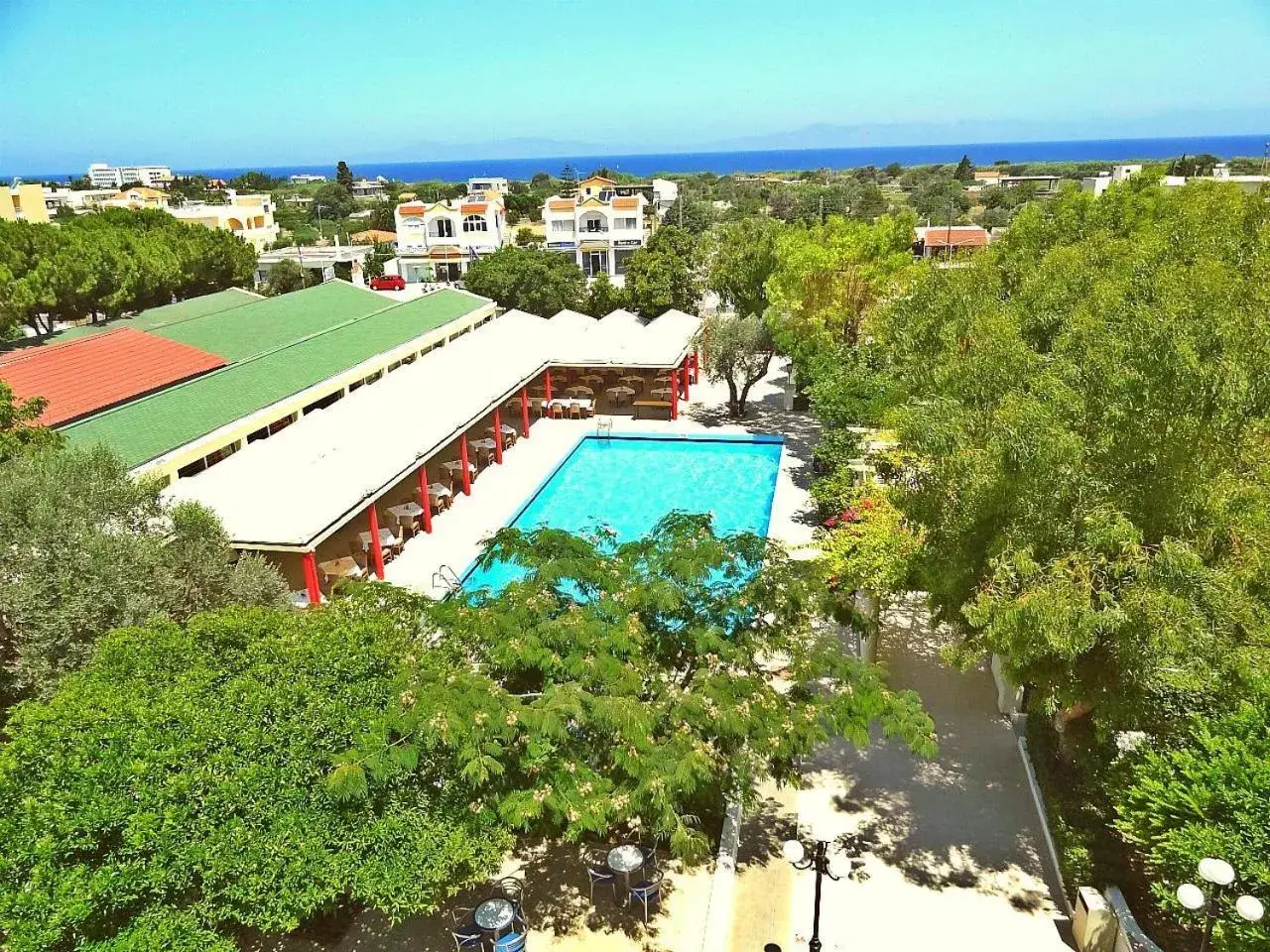 Restaurant/places to eat, Bird's-eye View in Filerimos Village Hotel