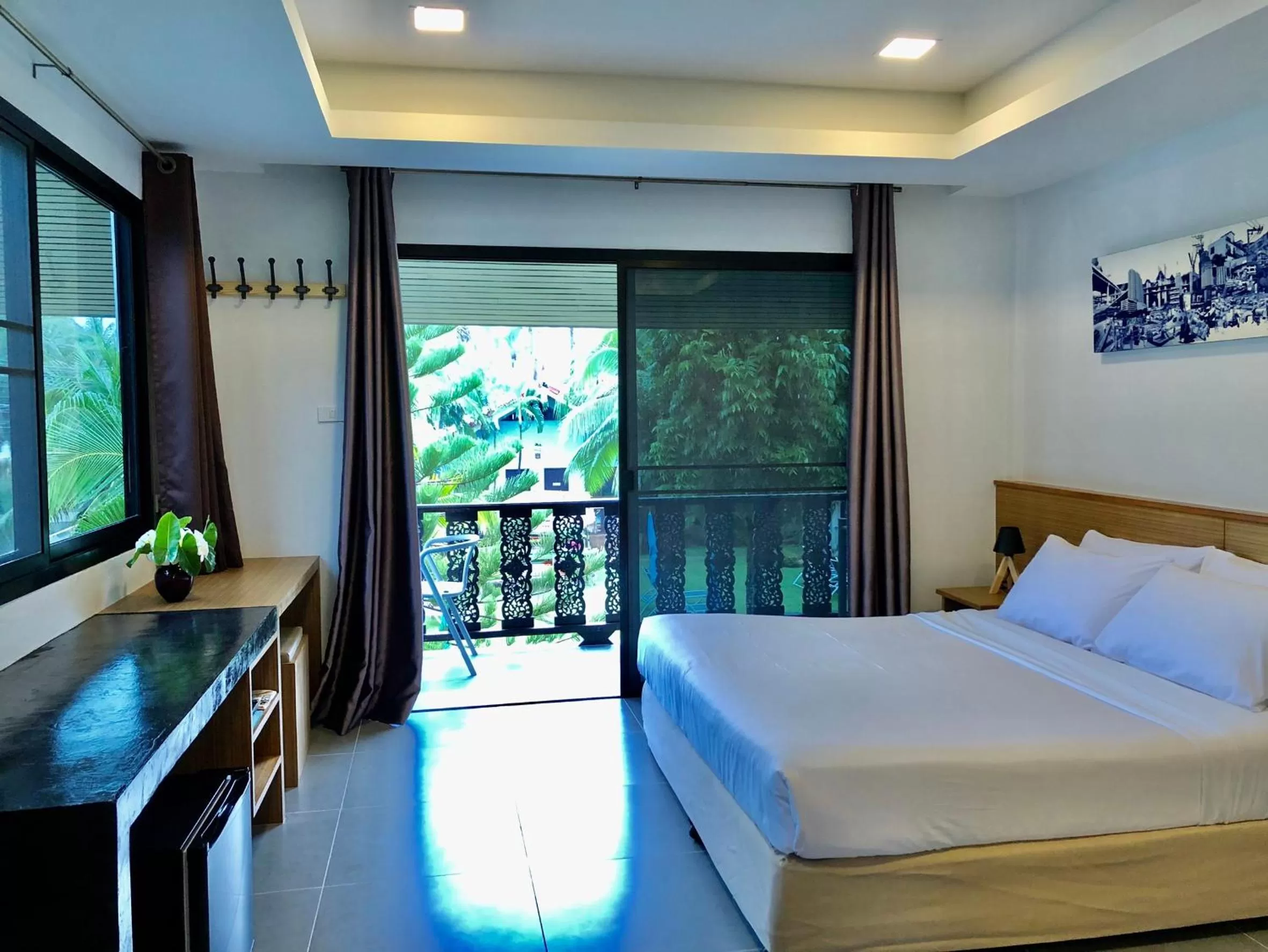 Deluxe Double Room with Balcony and Sea View in Dolphin Bay Beach Resort
