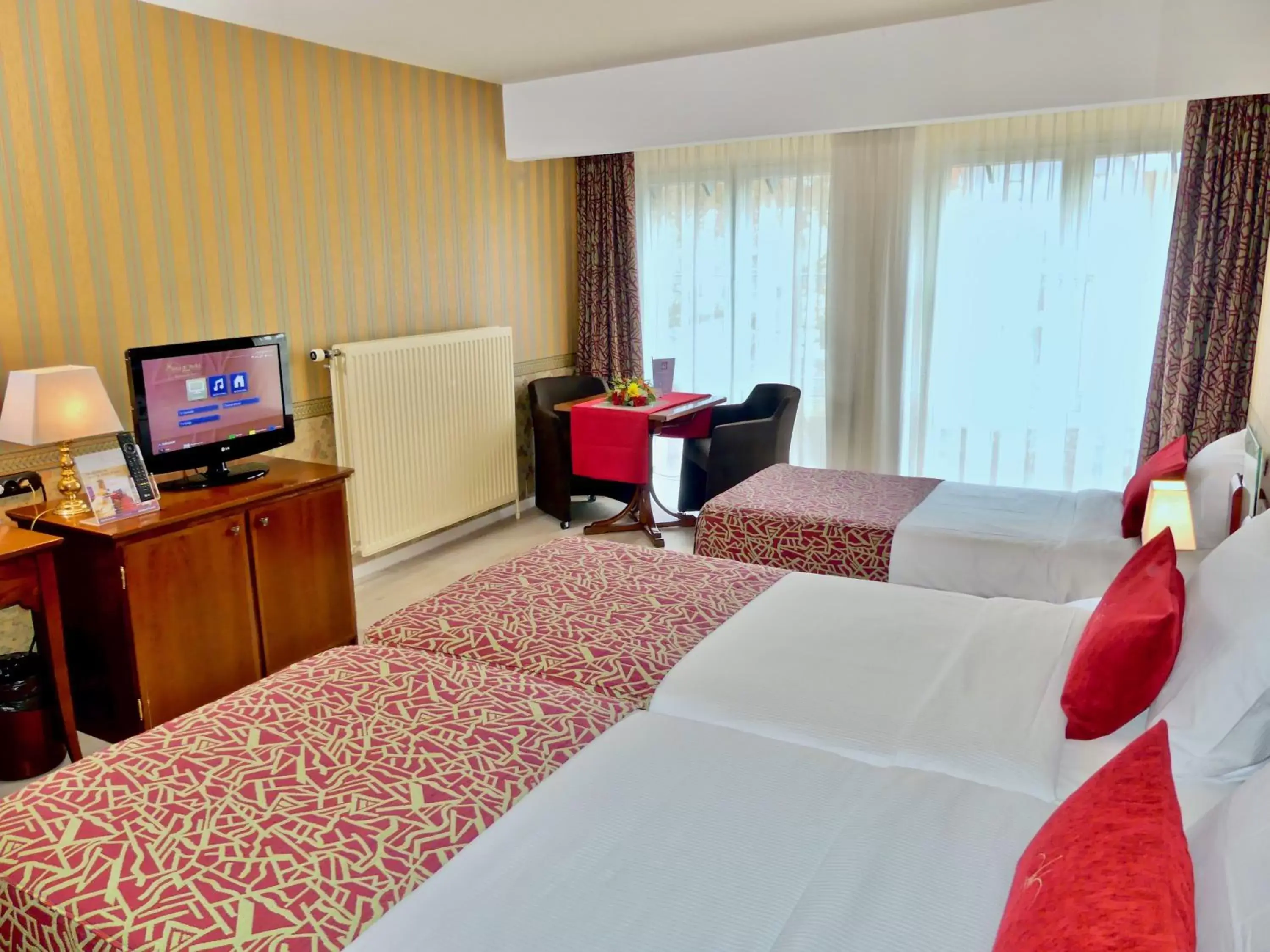 Triple Room in Golden Tulip Hotel de’ Medici Triple Room in Golden Tulip Hotel de’ Medici