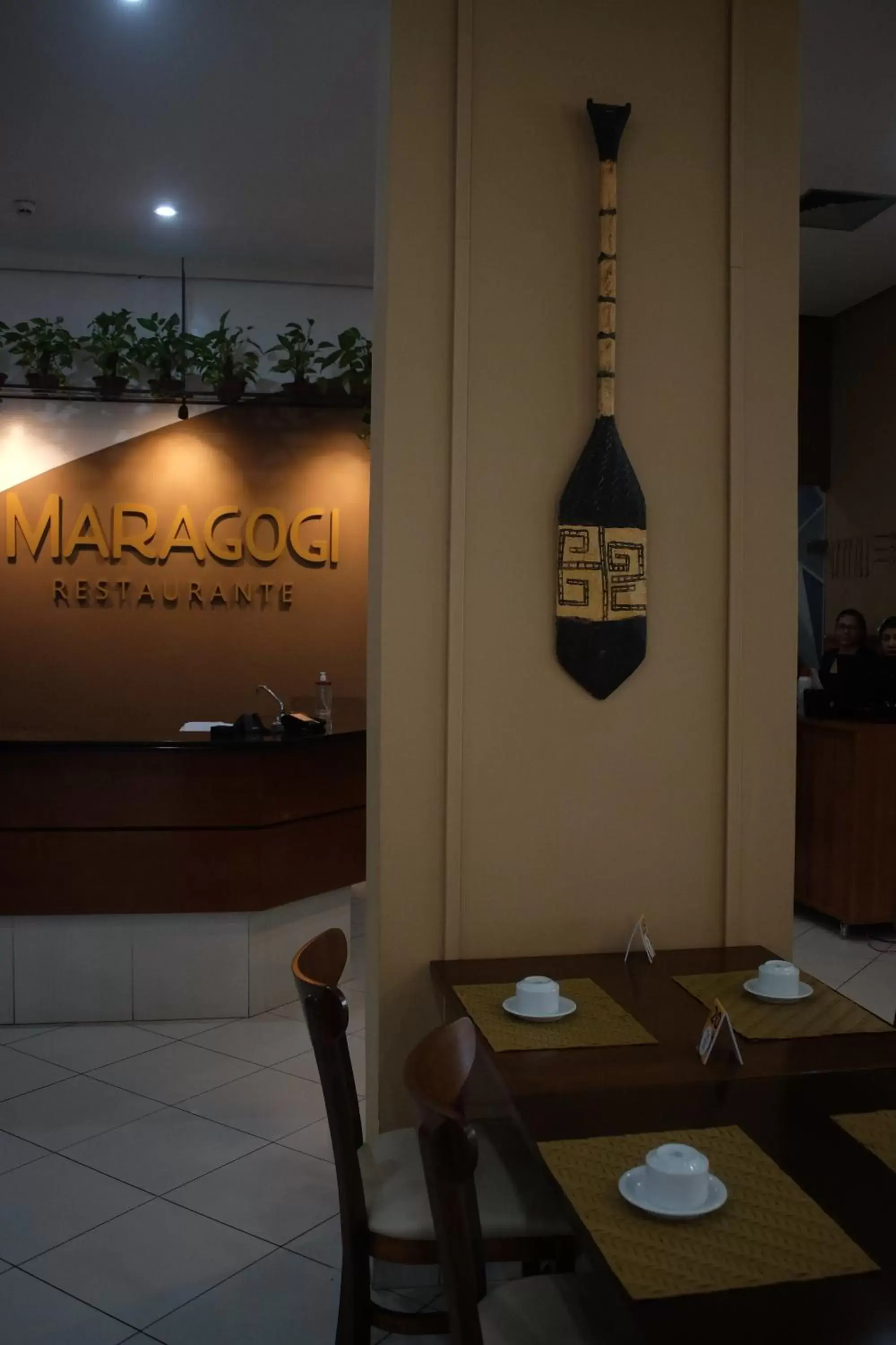 Restaurant/places to eat in Tropical Executive Hotel Restaurant/places to eat in Tropical Executive Hotel