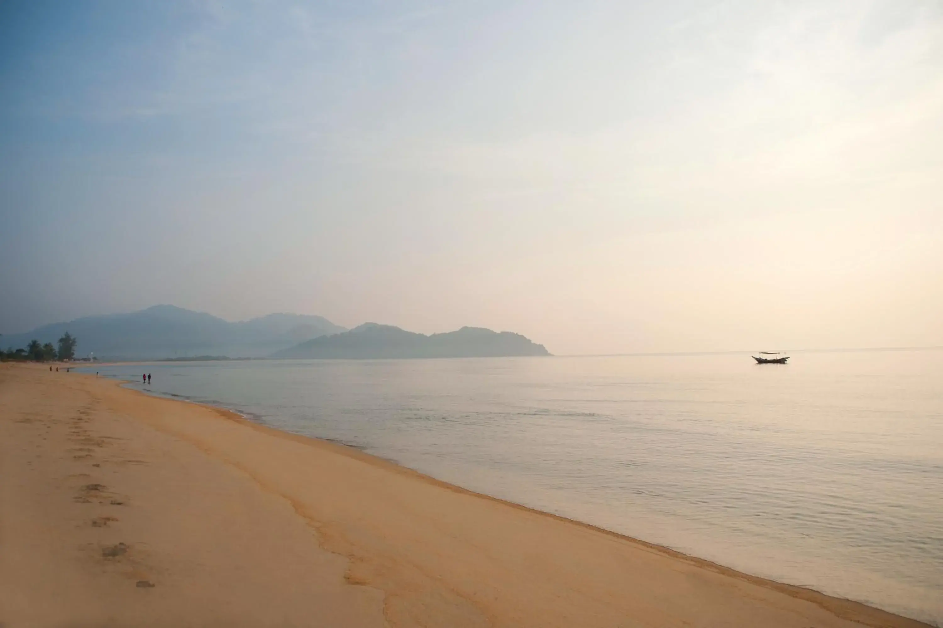 View (from property/room), Beach in The Qamar Paka Resort