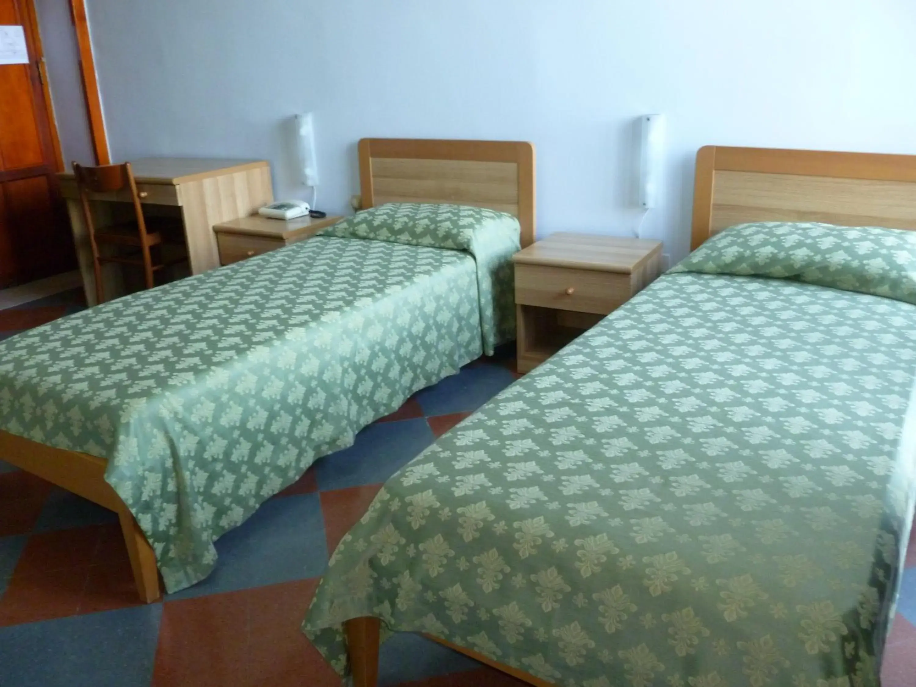 Bed in Ancelle Sorrento - Casa d'Accoglienza
