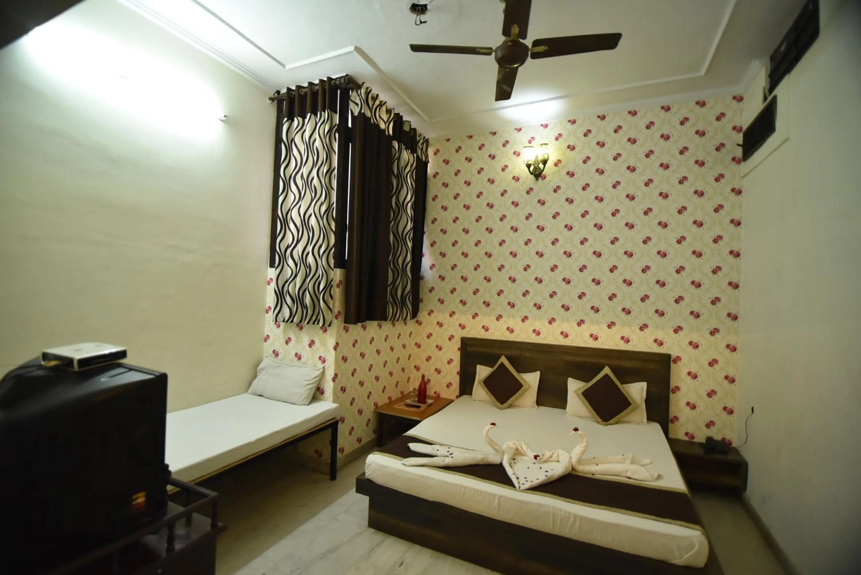 Photo of the whole room in Hotel Vaishnavi