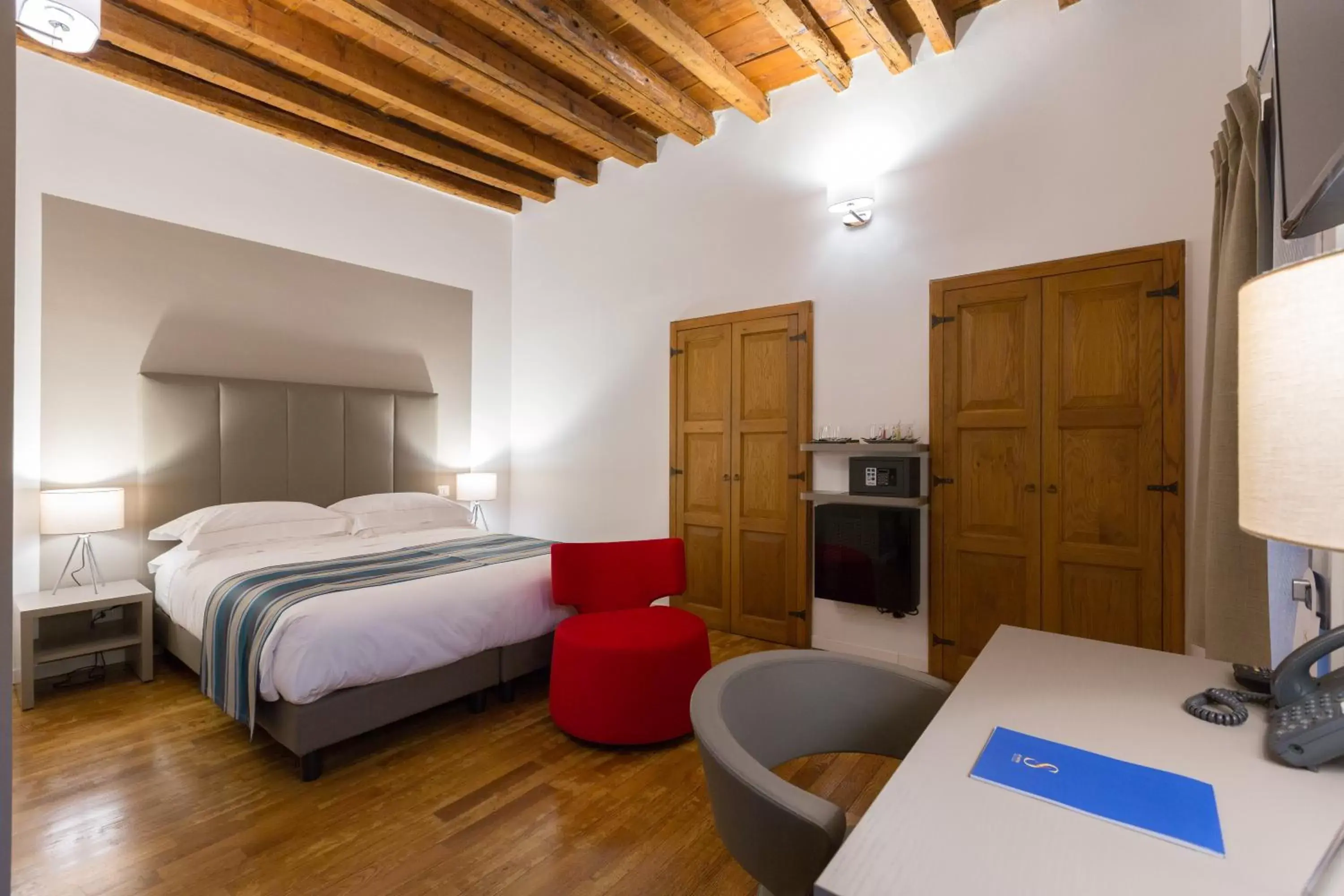 Photo of the whole room, Bed in Ai Suma Hotel Photo of the whole room, Bed in Ai Suma Hotel