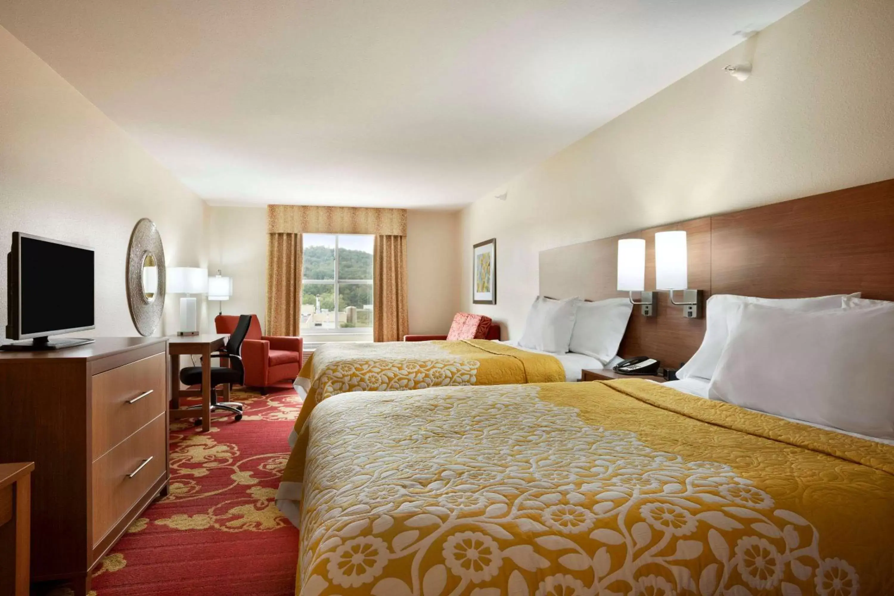 Photo of the whole room, Bed in Days Inn & Suites by Wyndham Caldwell