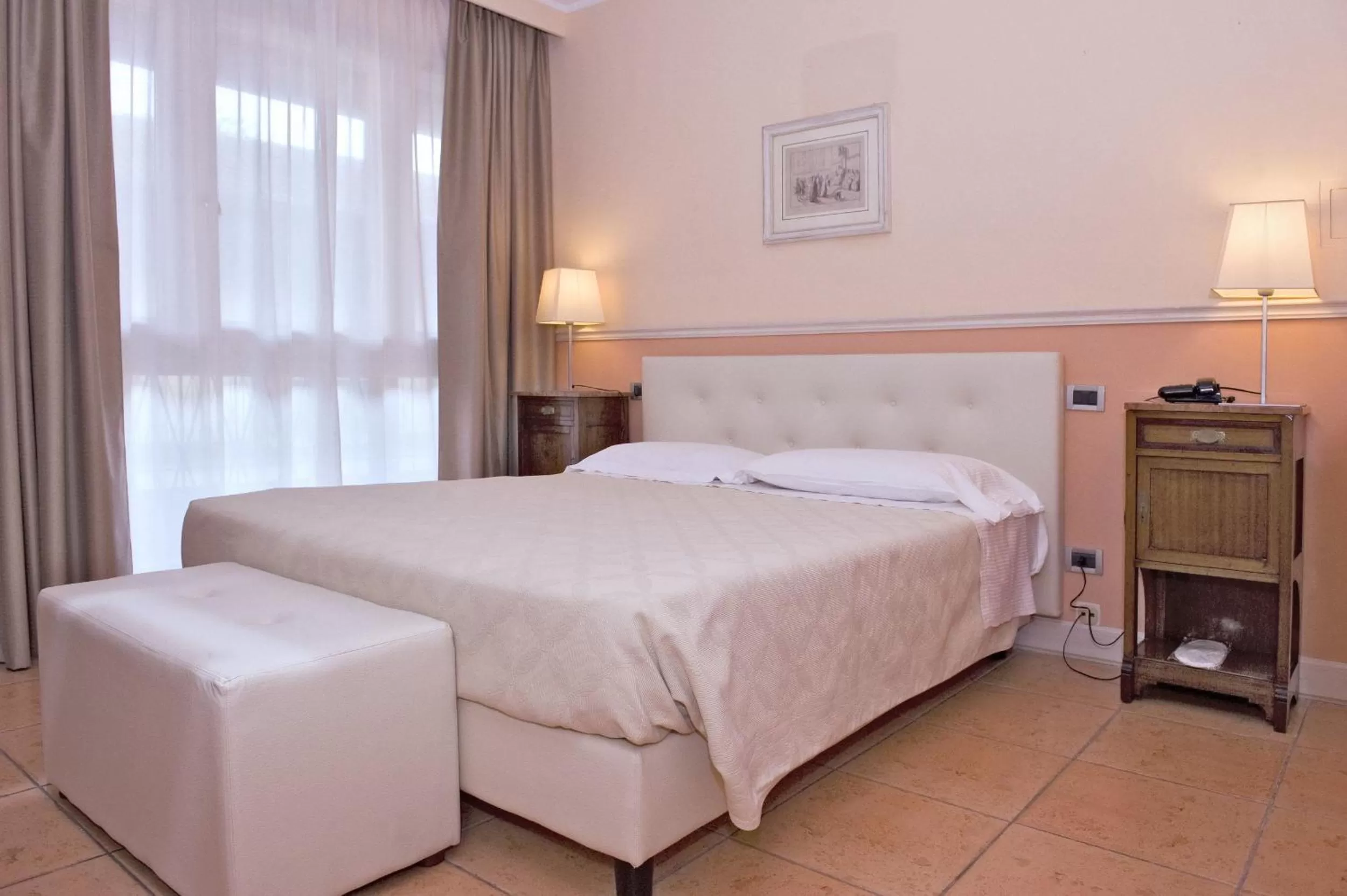 Bedroom, Bed in Hotel Ponte di Rialto