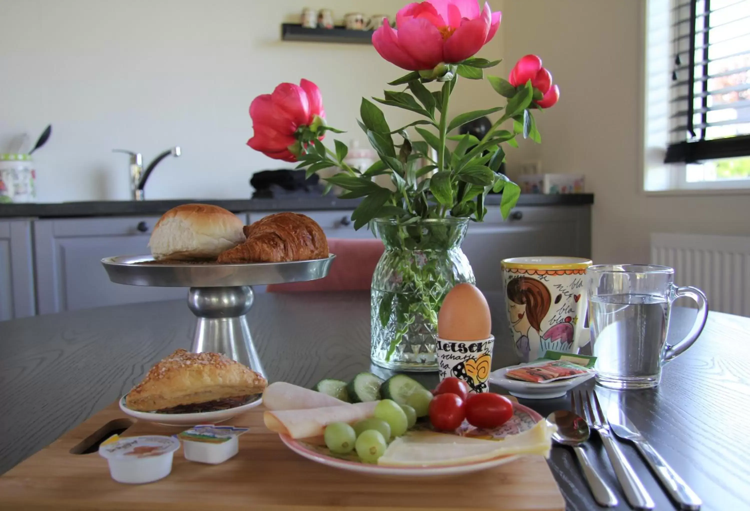 Breakfast in Bed & Breakfast Bij de Wilg