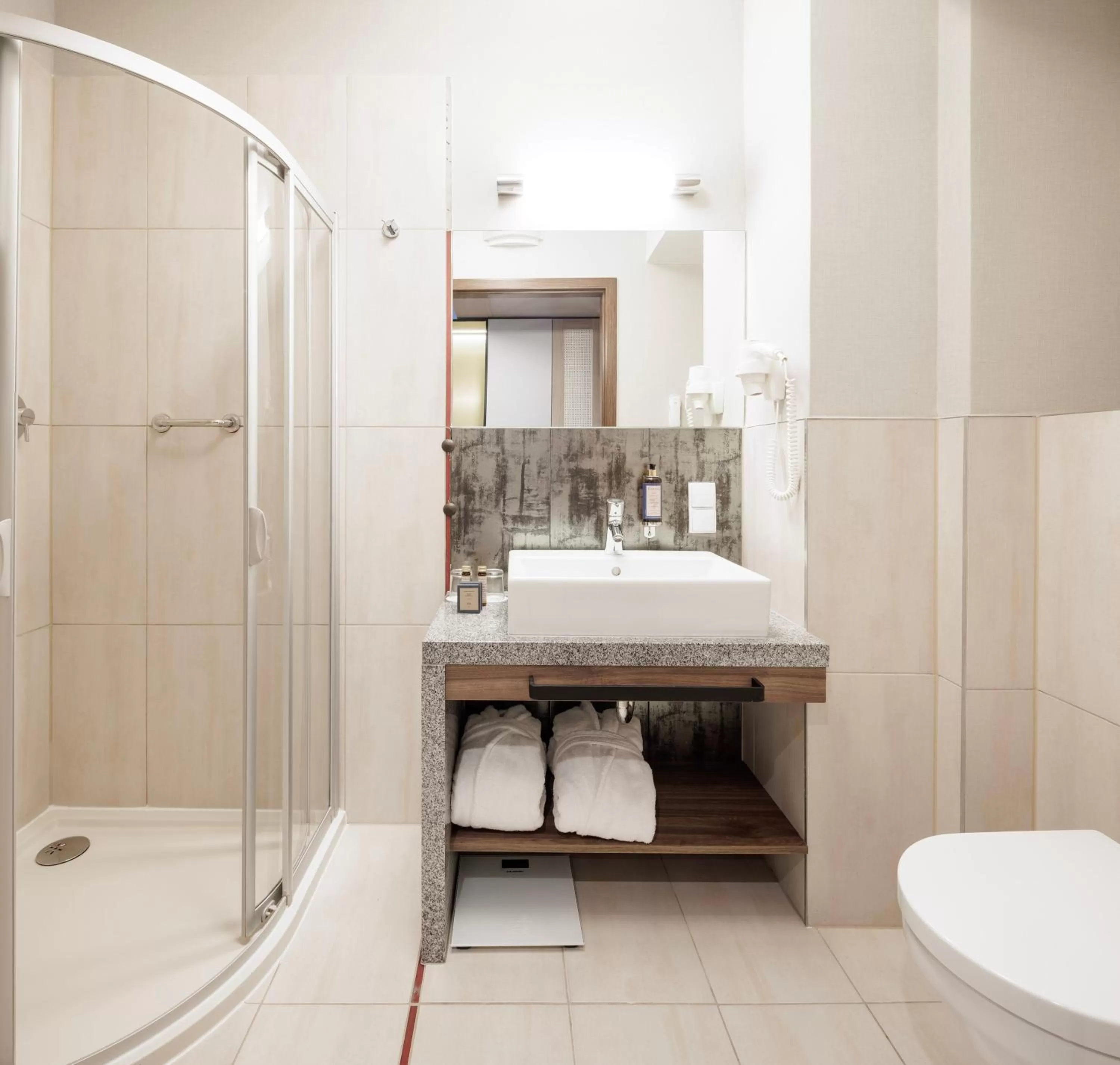 Shower in Royal Tulip Sand Kolobrzeg